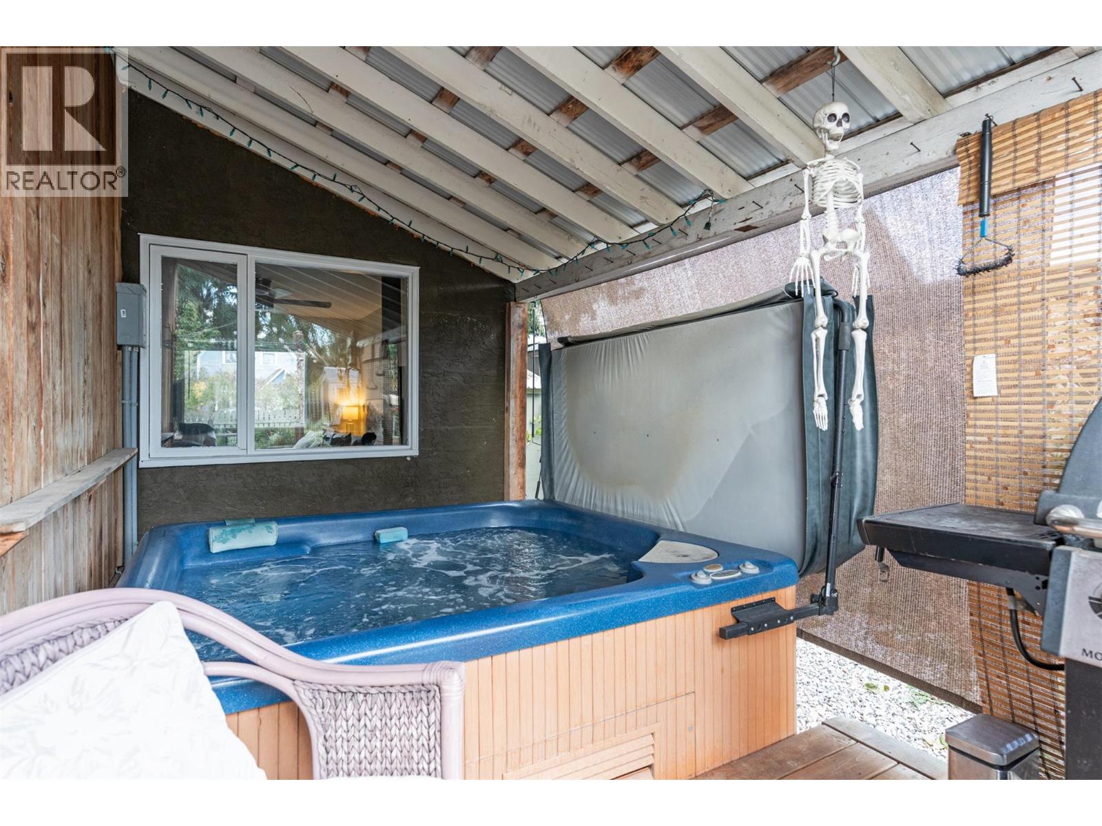 310 Baird Avenue, Enderby, British Columbia  V4Y 4A2 - Photo 40 - 10366299