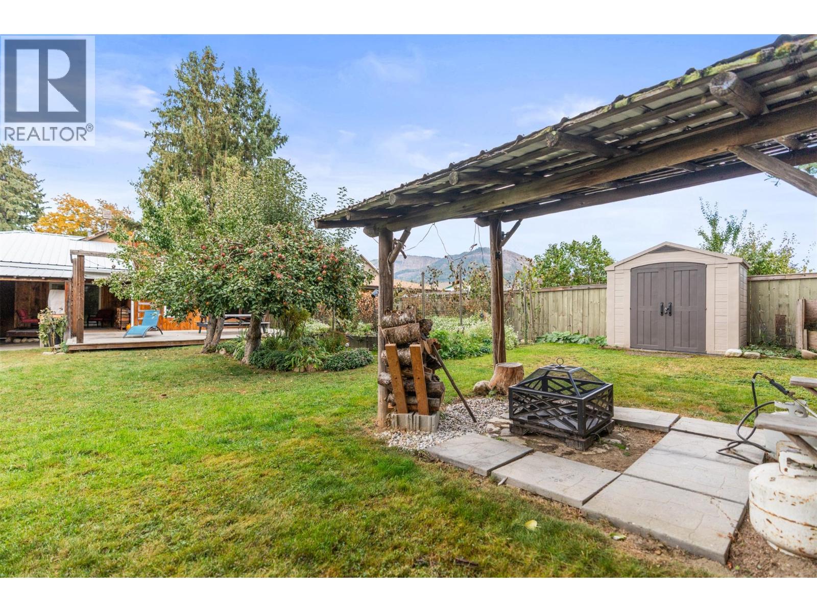 310 Baird Avenue, Enderby, British Columbia  V4Y 4A2 - Photo 52 - 10366299