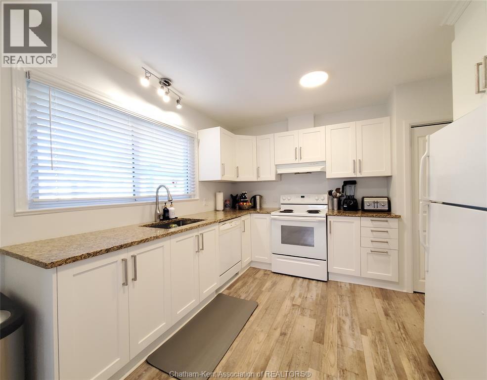 51 Tweedsmuir Avenue East, Chatham, Ontario  N7M 3Z7 - Photo 11 - 25026590