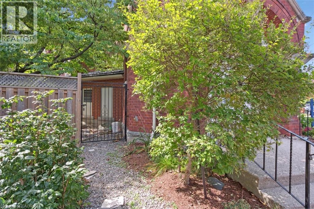 200 Woolwich Street Unit# 202, Guelph, Ontario  N1H 3V7 - Photo 16 - 40780348