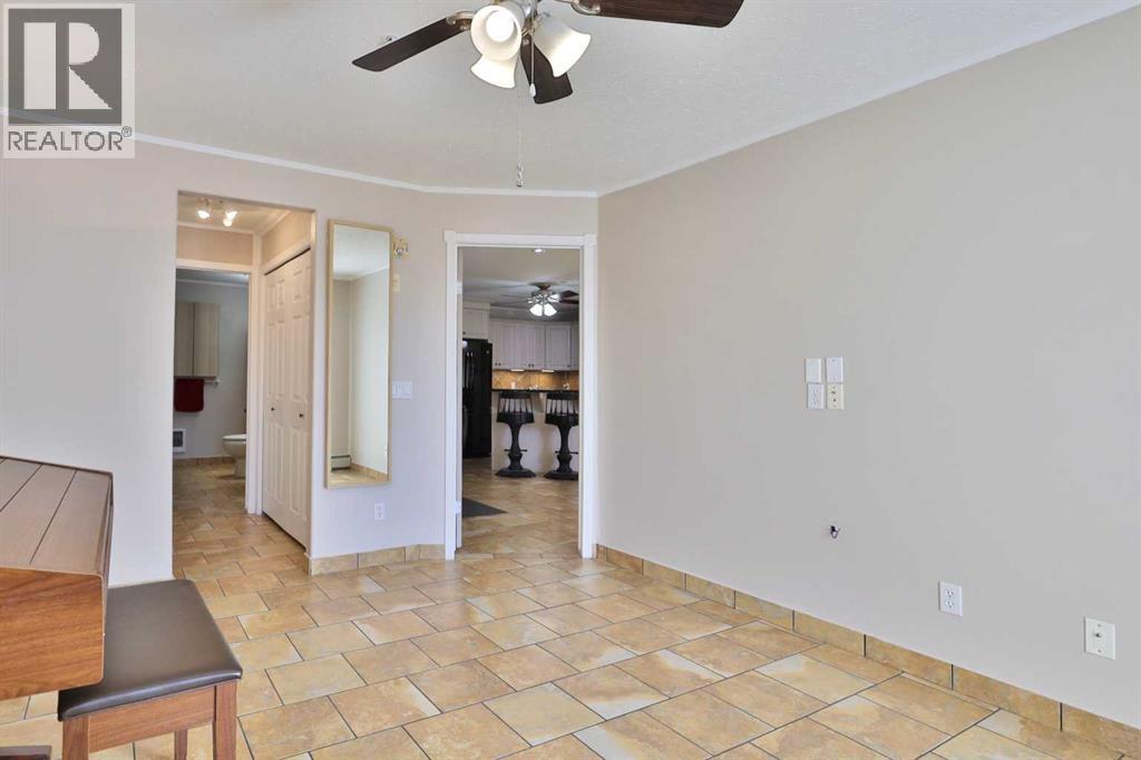 105, 4834 52a Street, Camrose, Alberta  T4V 1W4 - Photo 30 - A2265514