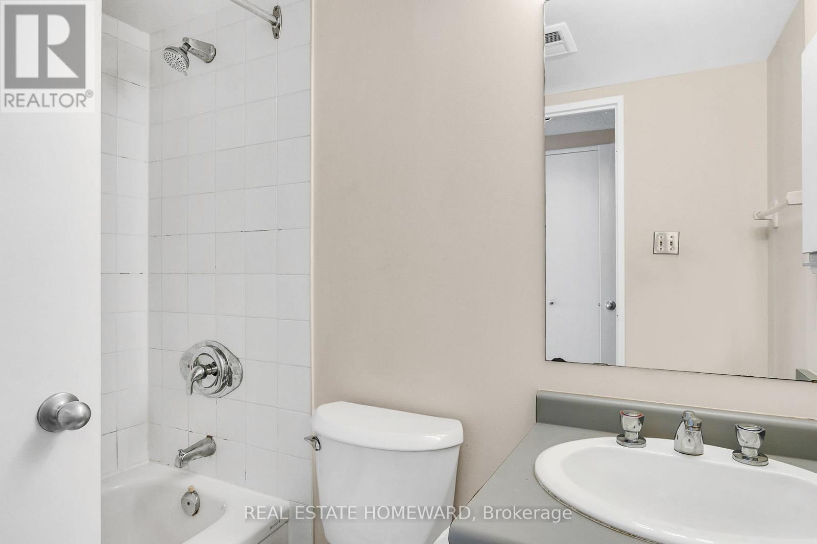 1006 - 215 Wynford Drive, Toronto, Ontario  M3C 3P5 - Photo 20 - C12474786