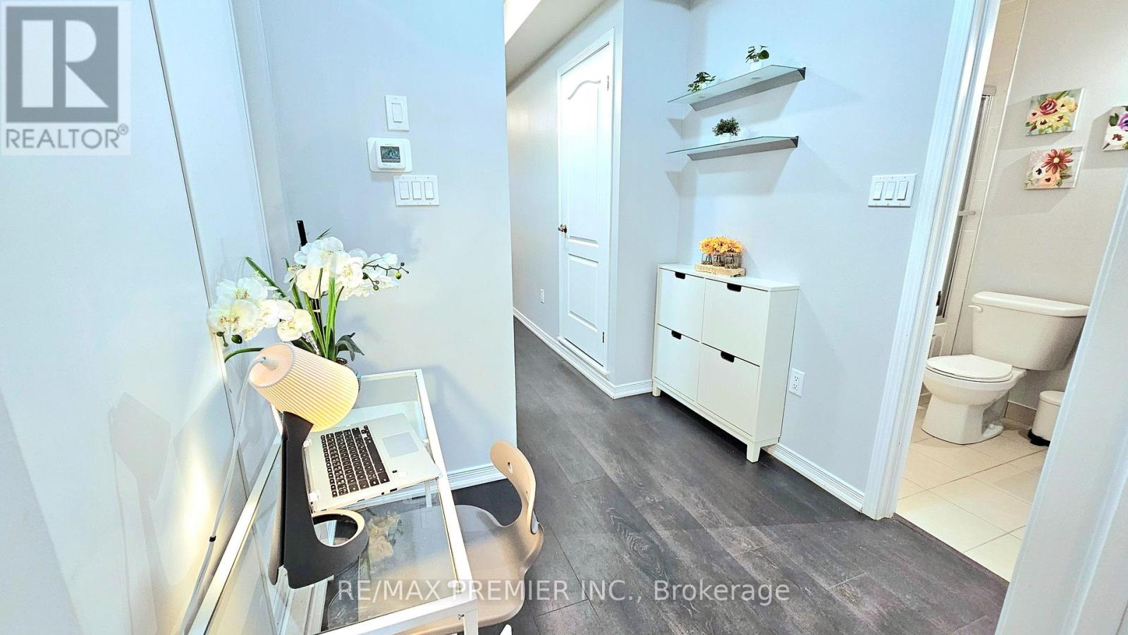 272 - 19 Coneflower Crescent, Toronto, Ontario  M2R 0A5 - Photo 16 - C12474816