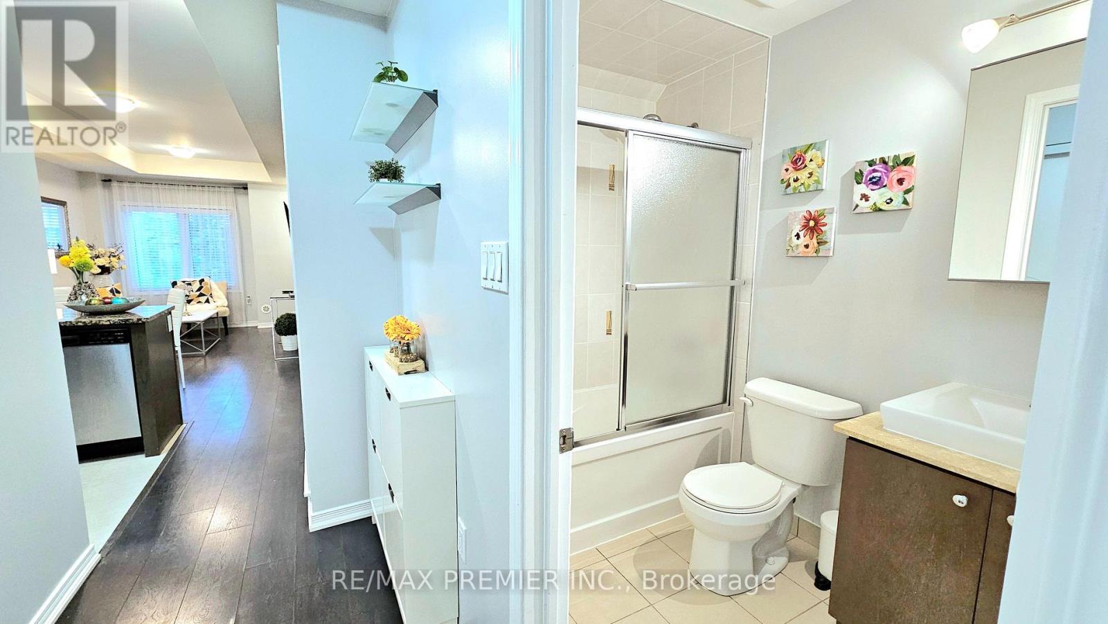 272 - 19 Coneflower Crescent, Toronto, Ontario  M2R 0A5 - Photo 24 - C12474816