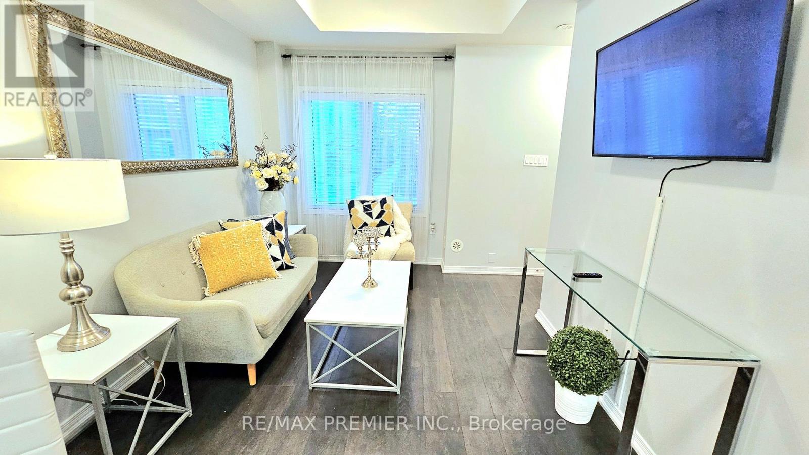 272 - 19 Coneflower Crescent, Toronto, Ontario  M2R 0A5 - Photo 9 - C12474816