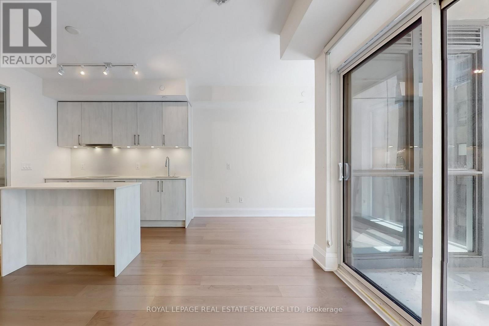 808 - 88 Cumberland Street, Toronto, Ontario  M5R 1A3 - Photo 10 - C12474823