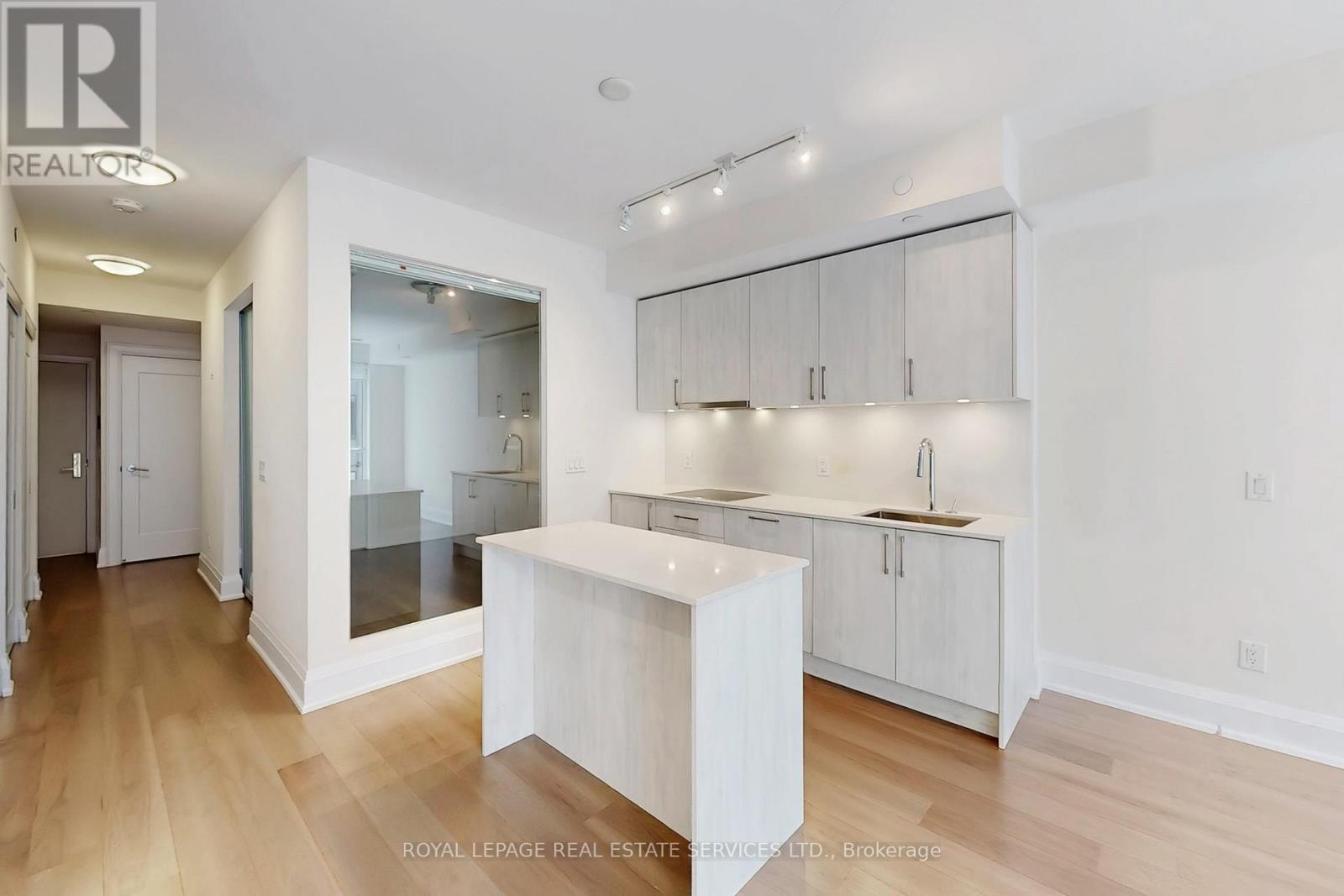 808 - 88 Cumberland Street, Toronto, Ontario  M5R 1A3 - Photo 11 - C12474823