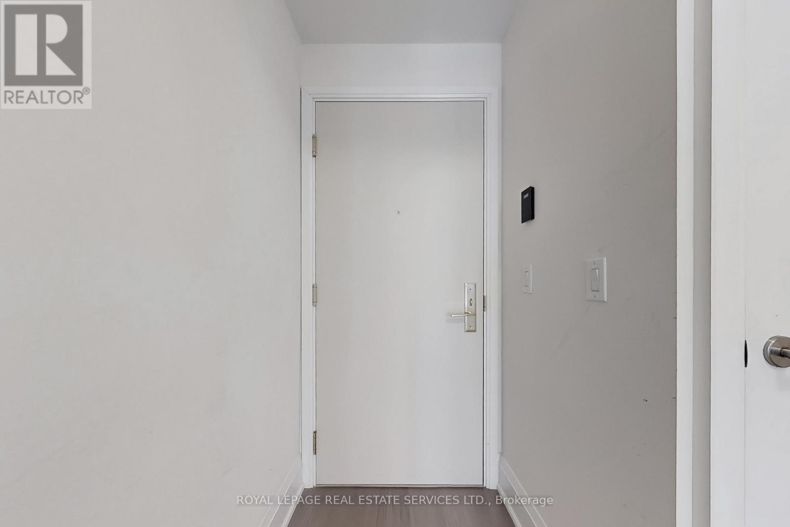 808 - 88 Cumberland Street, Toronto, Ontario  M5R 1A3 - Photo 24 - C12474823
