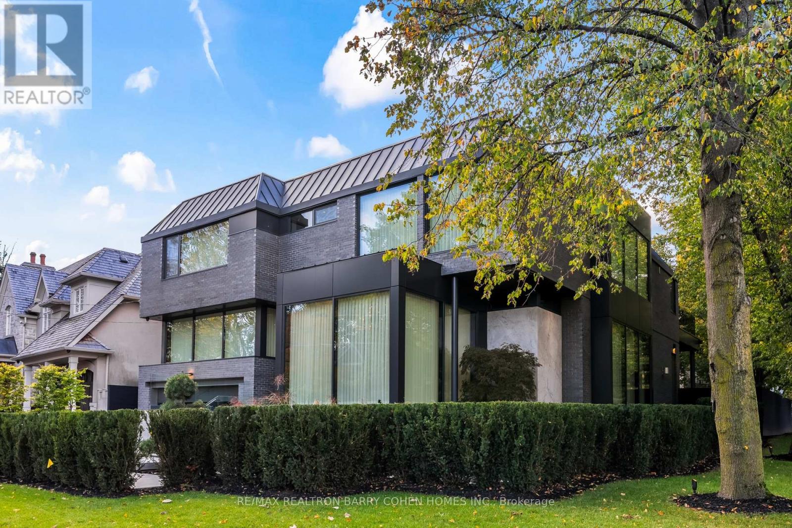 90 ESGORE DRIVE, Toronto, Ontario