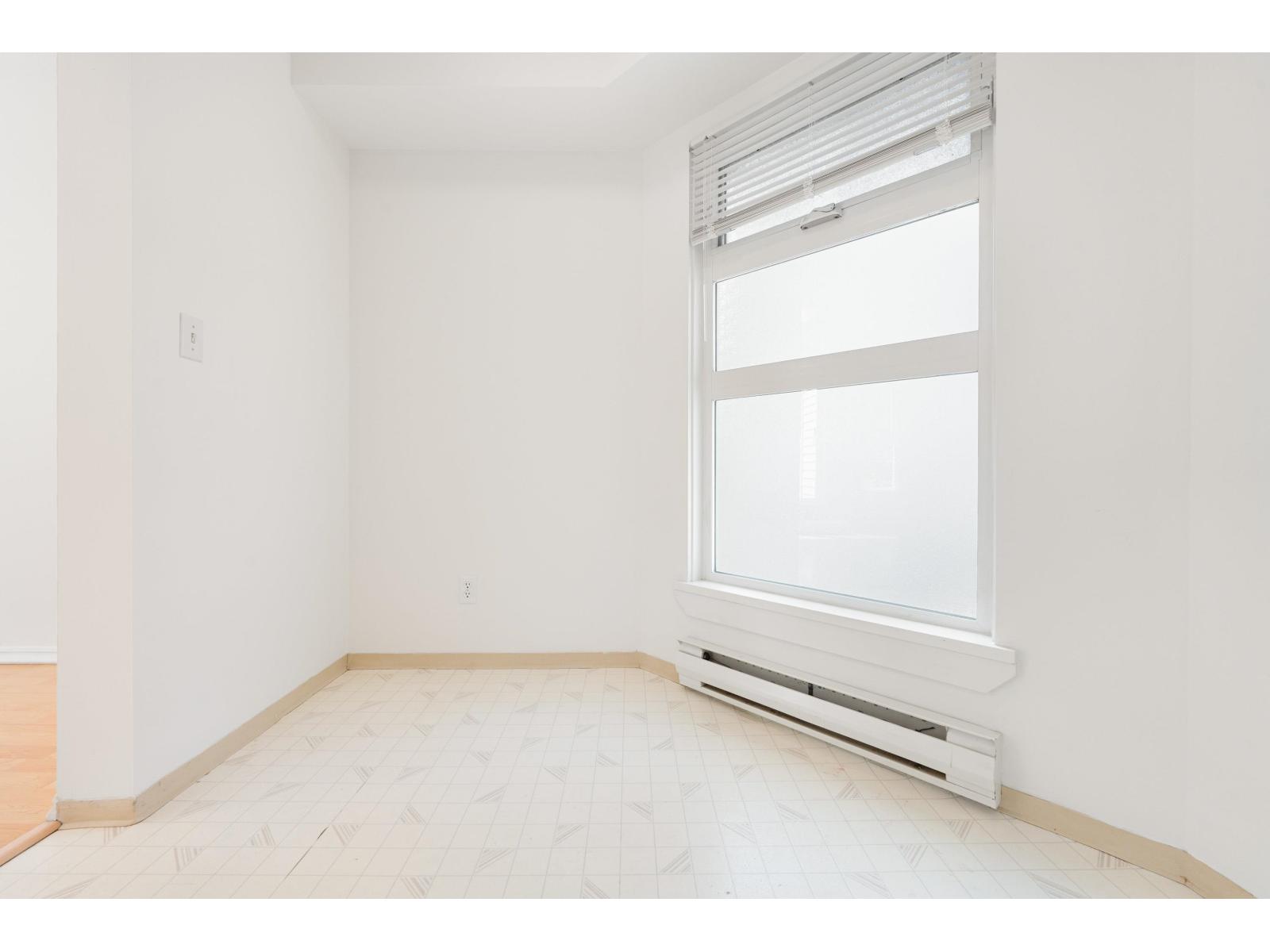 D303 9838 Whalley Boulevard, Surrey, British Columbia  V3T 5S8 - Photo 11 - R3005472