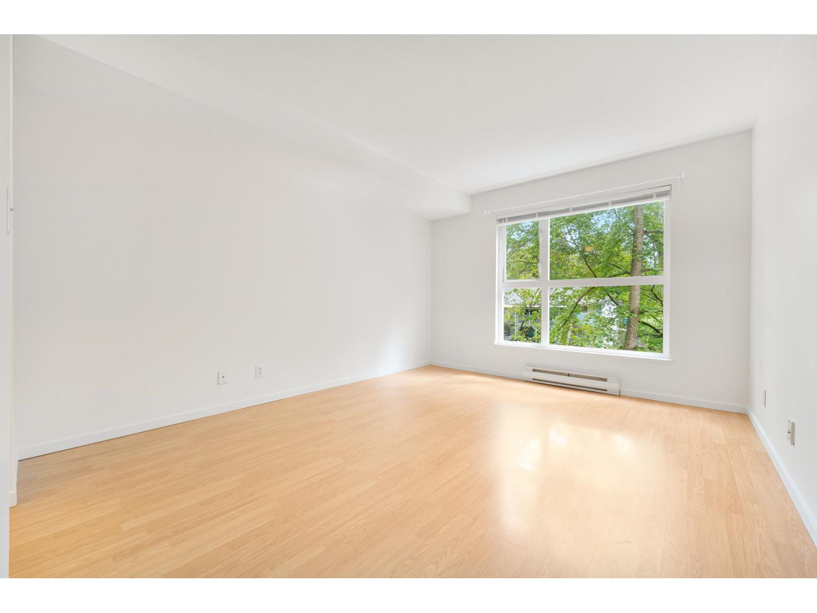 D303 9838 Whalley Boulevard, Surrey, British Columbia  V3T 5S8 - Photo 12 - R3005472