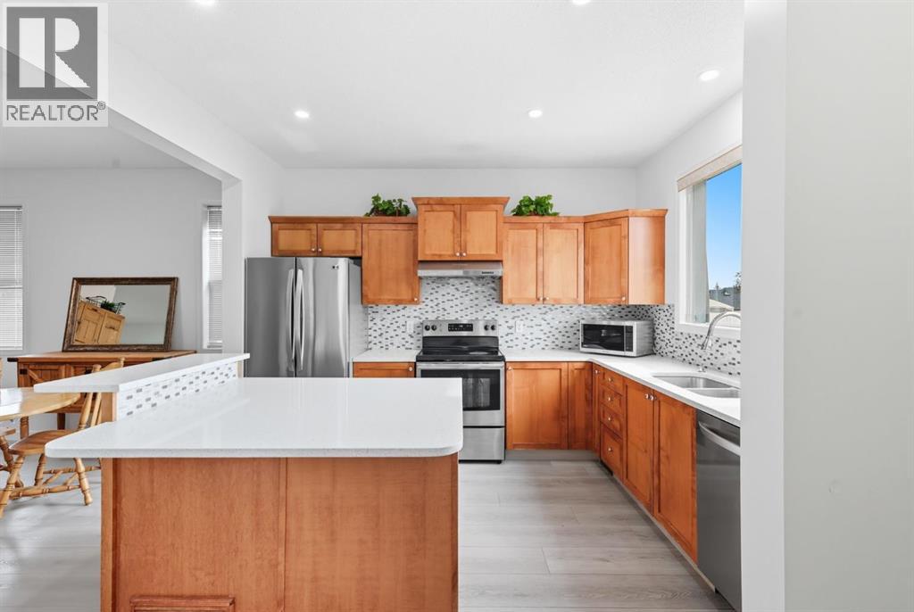 Property at 47 Covemeadow Close NE image 5