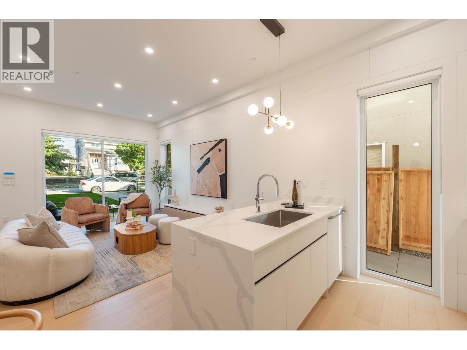 1 6933 Prince Edward Street, Vancouver, British Columbia  V5X 3P2 - Photo 9 - R3048798