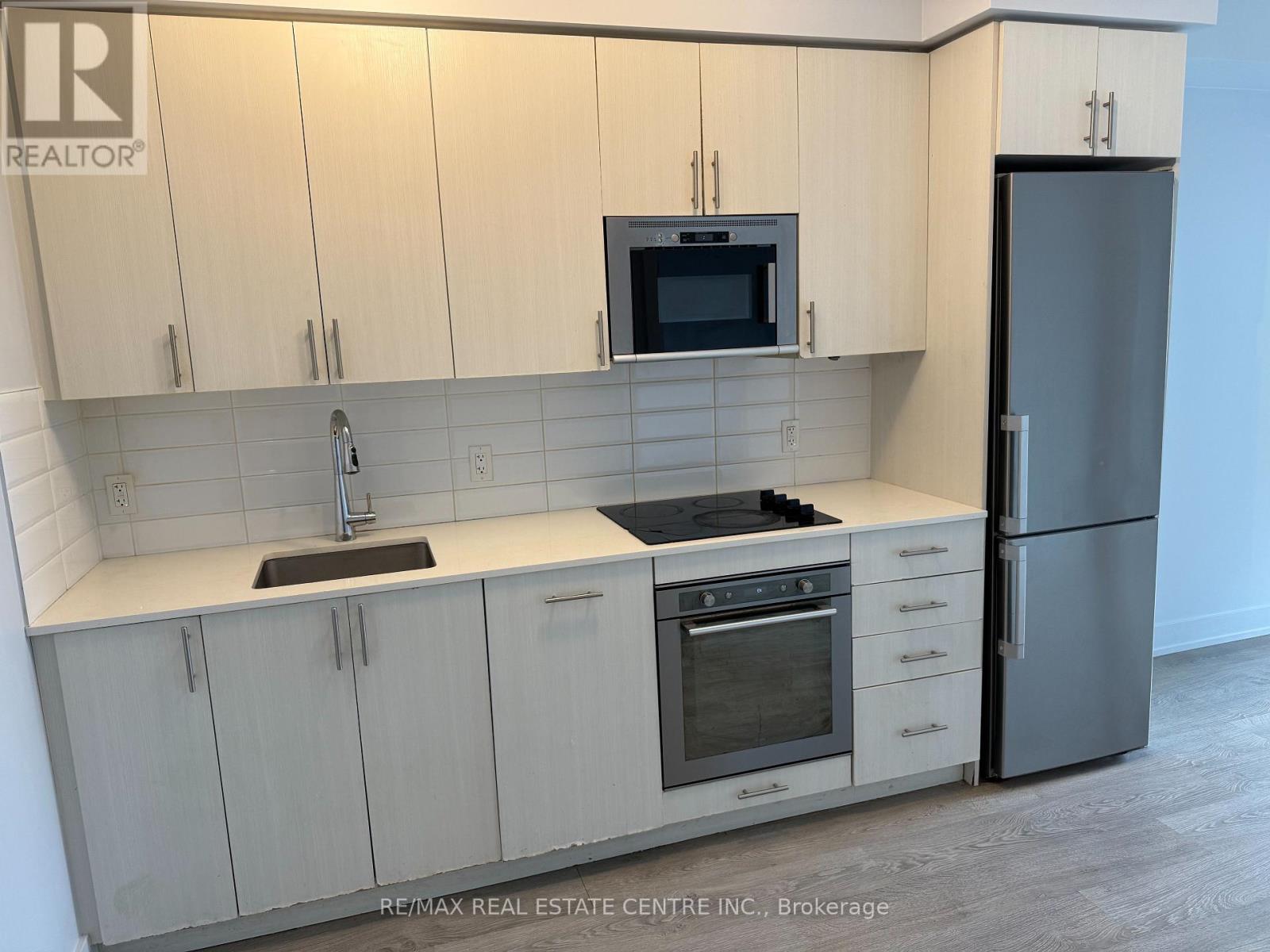 1213 - 2550 Simcoe Street, Oshawa, Ontario  L1L 0R5 - Photo 2 - E12474761