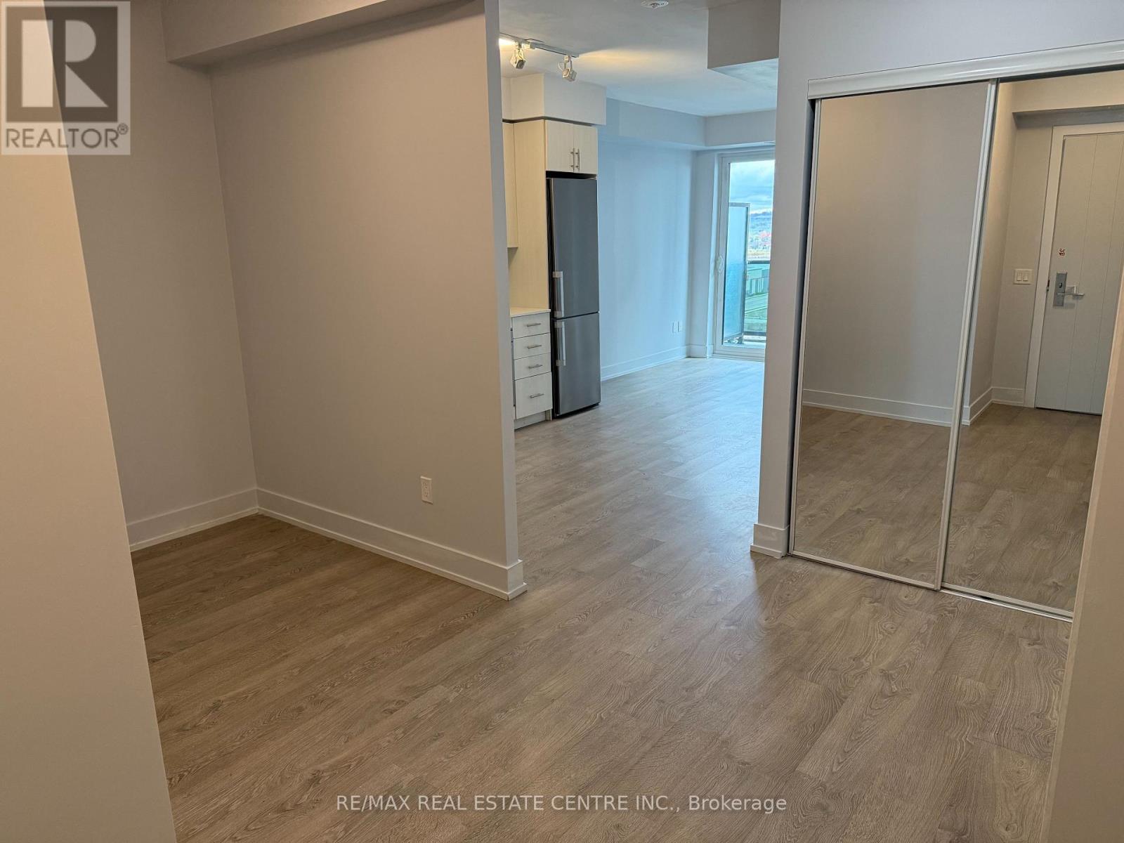 1213 - 2550 Simcoe Street, Oshawa, Ontario  L1L 0R5 - Photo 4 - E12474761