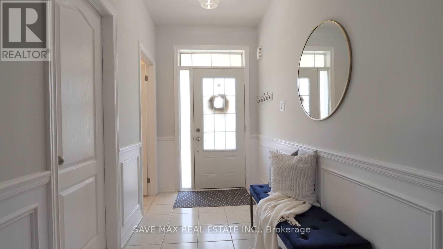 18 Bruce Cameron Drive, Clarington, Ontario  L1C 0W2 - Photo 7 - E12474791