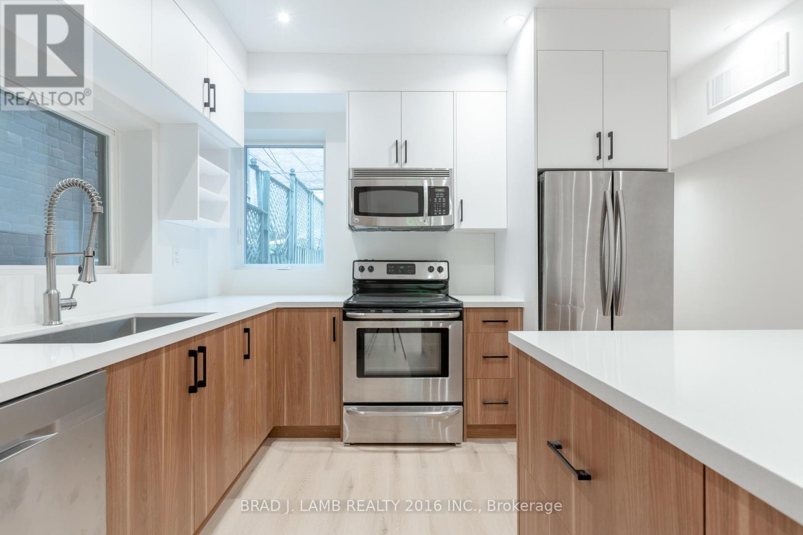 Main Floor - 84 Sparkhall Avenue, Toronto, Ontario  M4K 1G6 - Photo 4 - E12474836