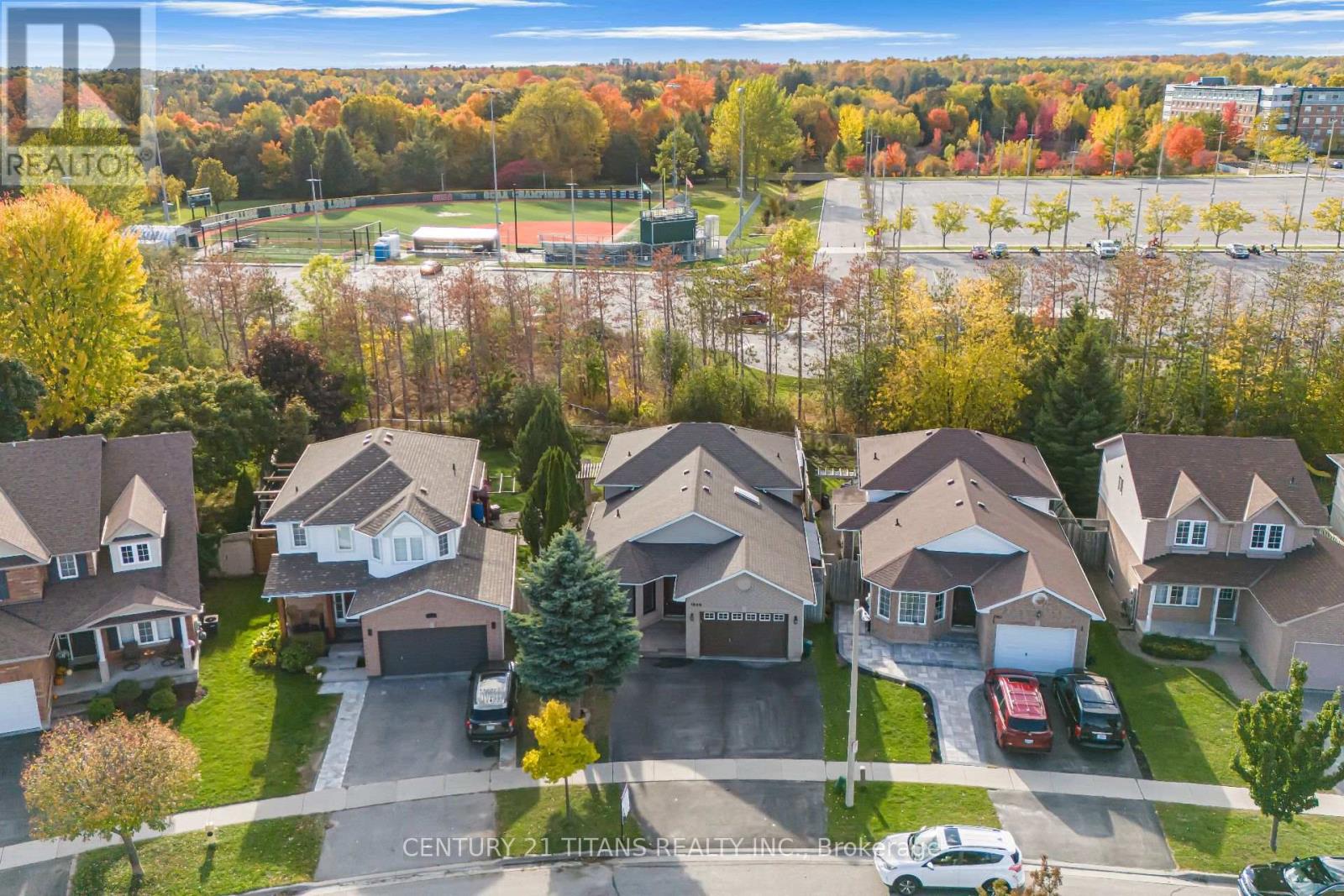 1959 DALHOUSIE CRESCENT, Oshawa, Ontario