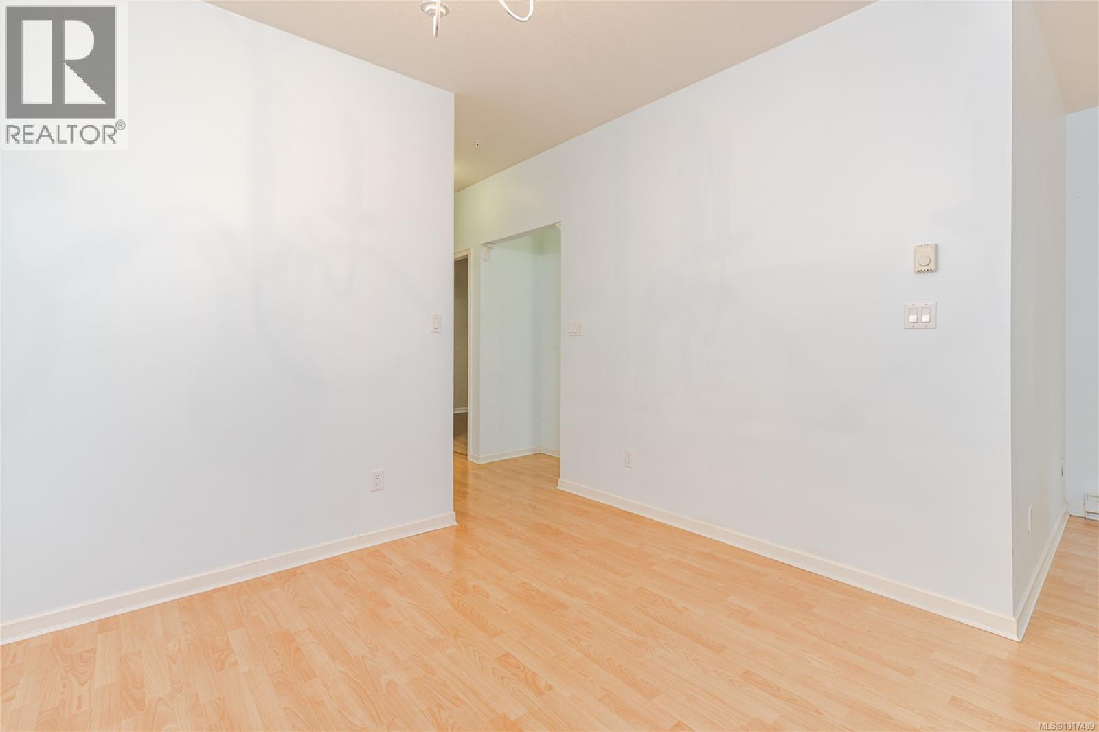 113 5650 Edgewater Lane, Nanaimo, British Columbia  V9T 6K1 - Photo 10 - 1017489