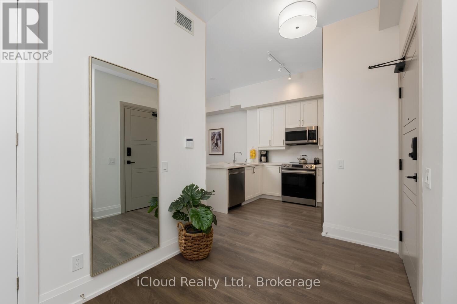 422 - 1 Hume Street, Collingwood, Ontario  L9Y 2M4 - Photo 11 - S12451351