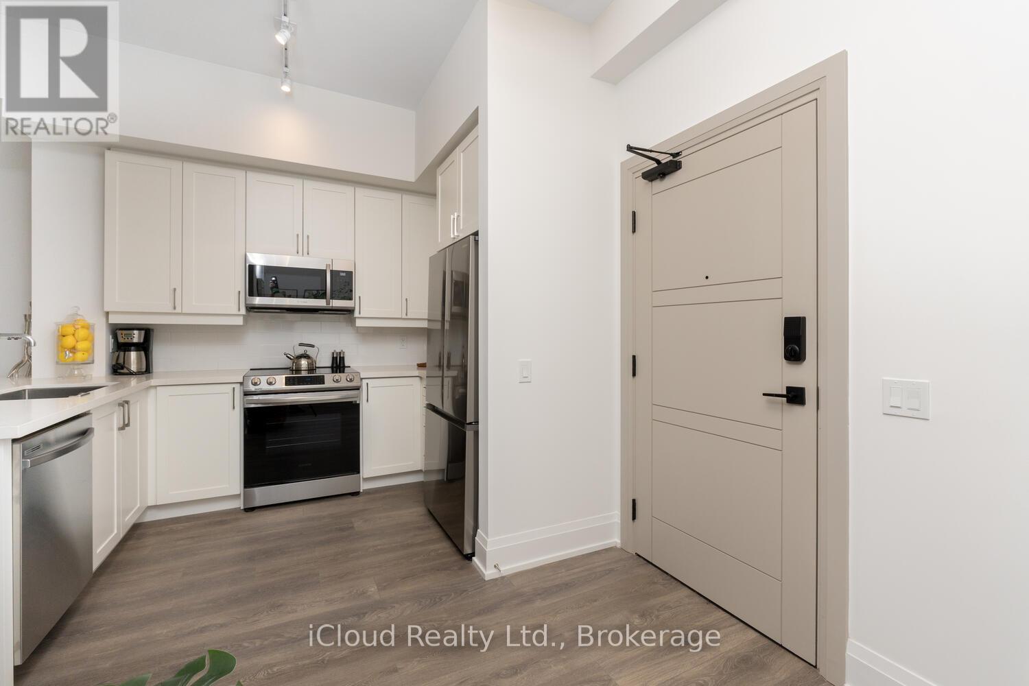 422 - 1 Hume Street, Collingwood, Ontario  L9Y 2M4 - Photo 8 - S12451351