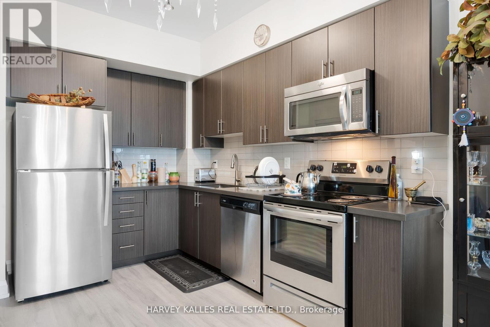 2608 - 7890 Bathurst Street, Vaughan, Ontario  L4J 0J9 - Photo 10 - N12474790
