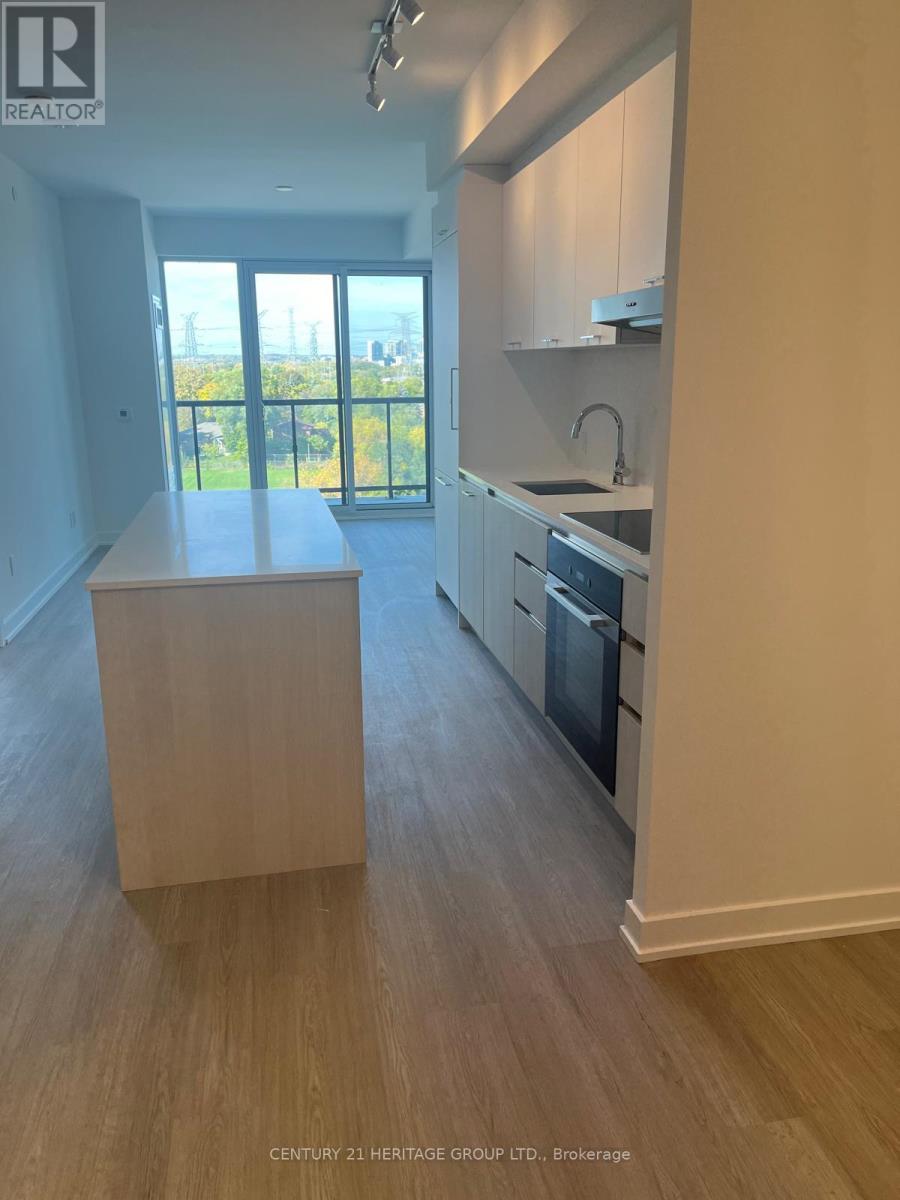806 - 8188 Yonge Street, Markham, Ontario  L4J 1W5 - Photo 4 - N12474811