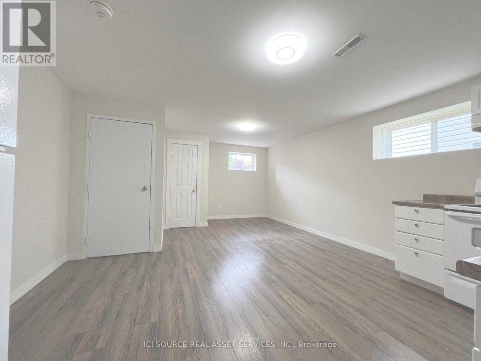 Lower Level - 44 Moir Crescent, Barrie, Ontario  L4N 8B2 - Photo 3 - S12474805