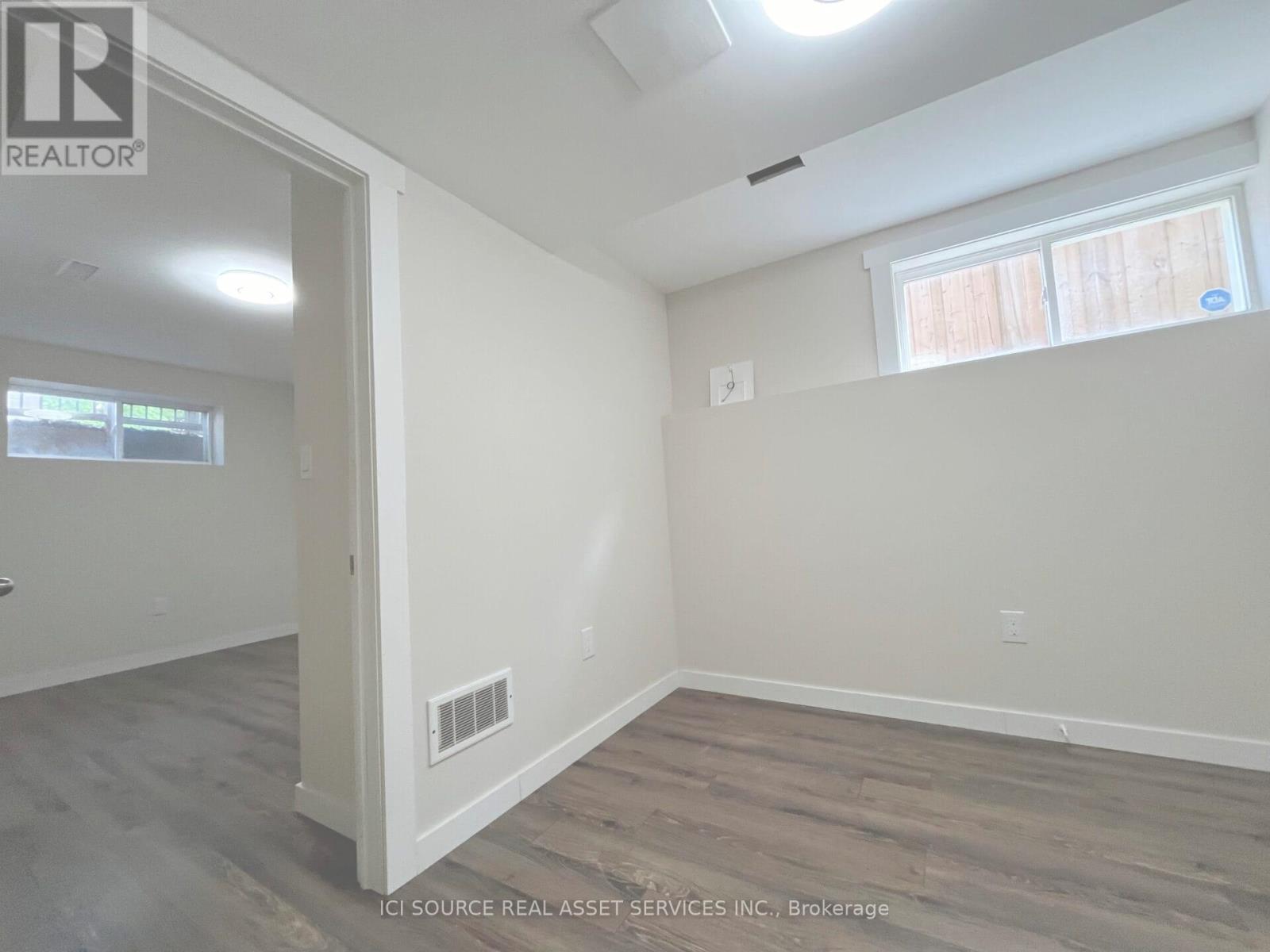 Lower Level - 44 Moir Crescent, Barrie, Ontario  L4N 8B2 - Photo 9 - S12474805