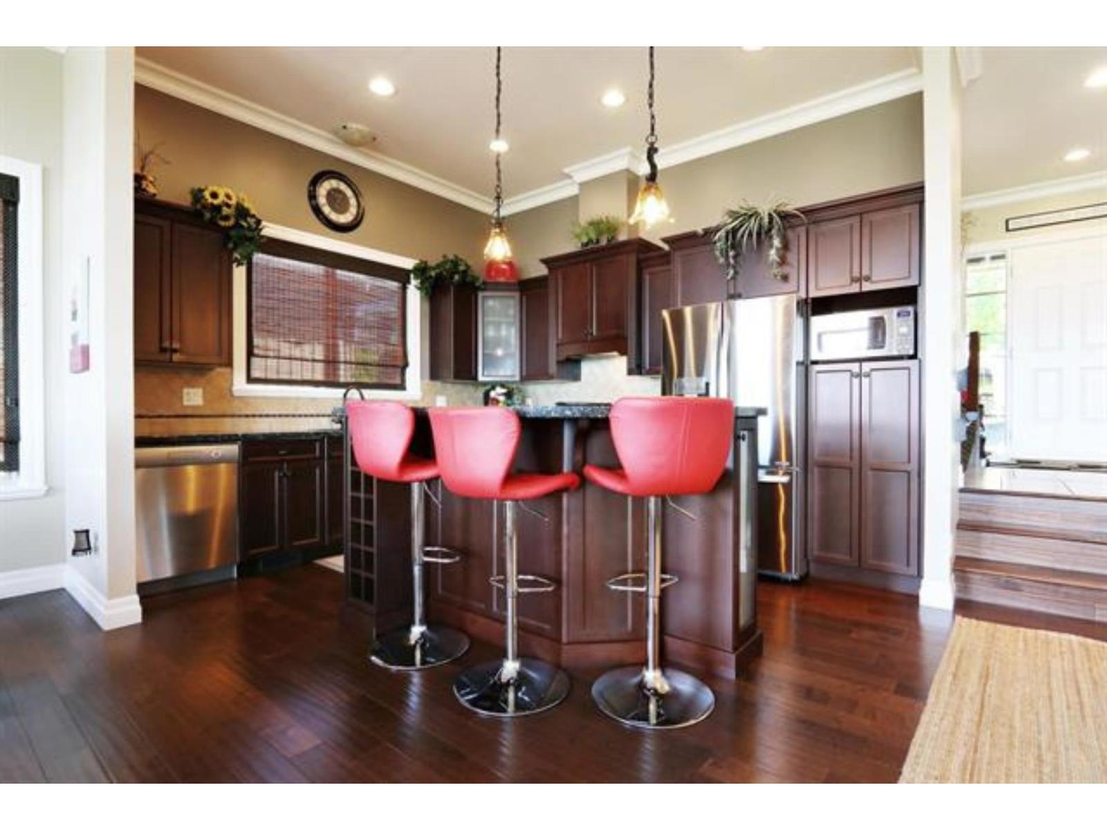 Property at 177 51075 FALLS COURT image 5