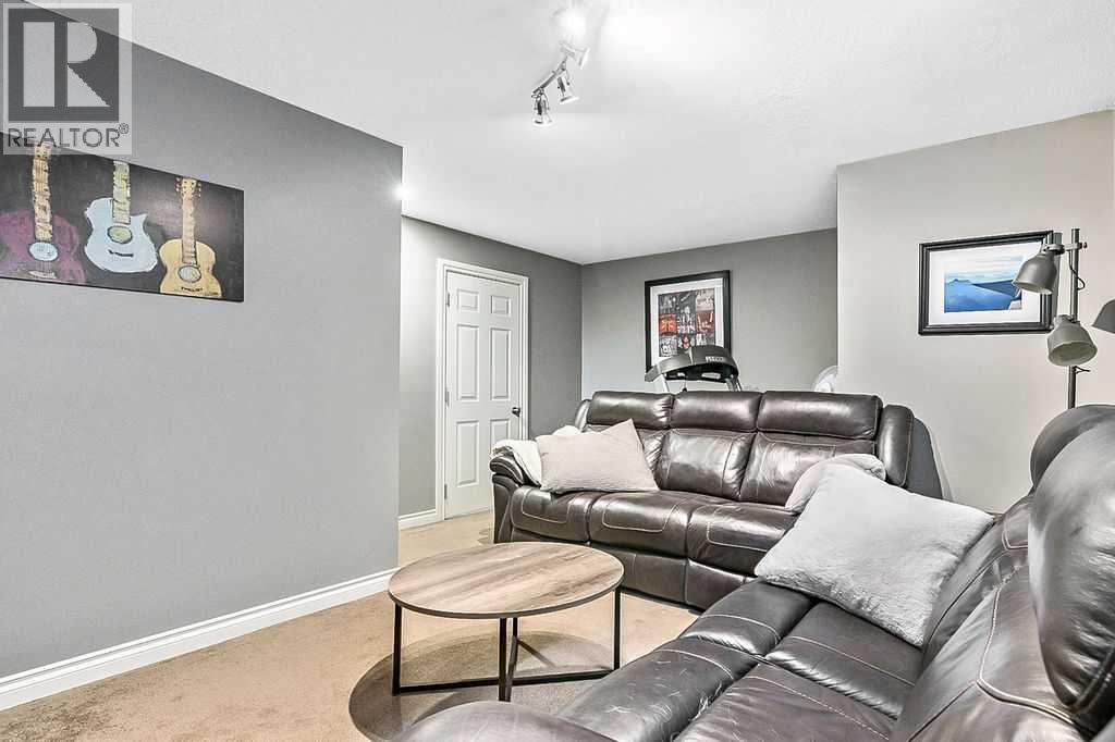 1957 High Country Drive Nw, High River, Alberta  T1V 0A5 - Photo 30 - A2256740