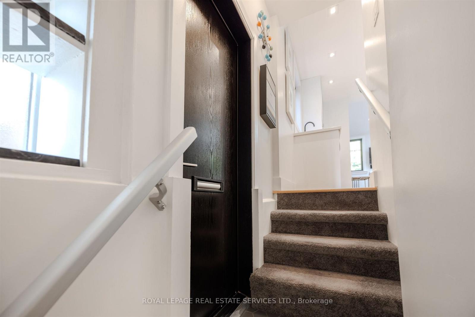 20 Verbena Avenue, Toronto, Ontario  M6S 1K1 - Photo 21 - W12473544