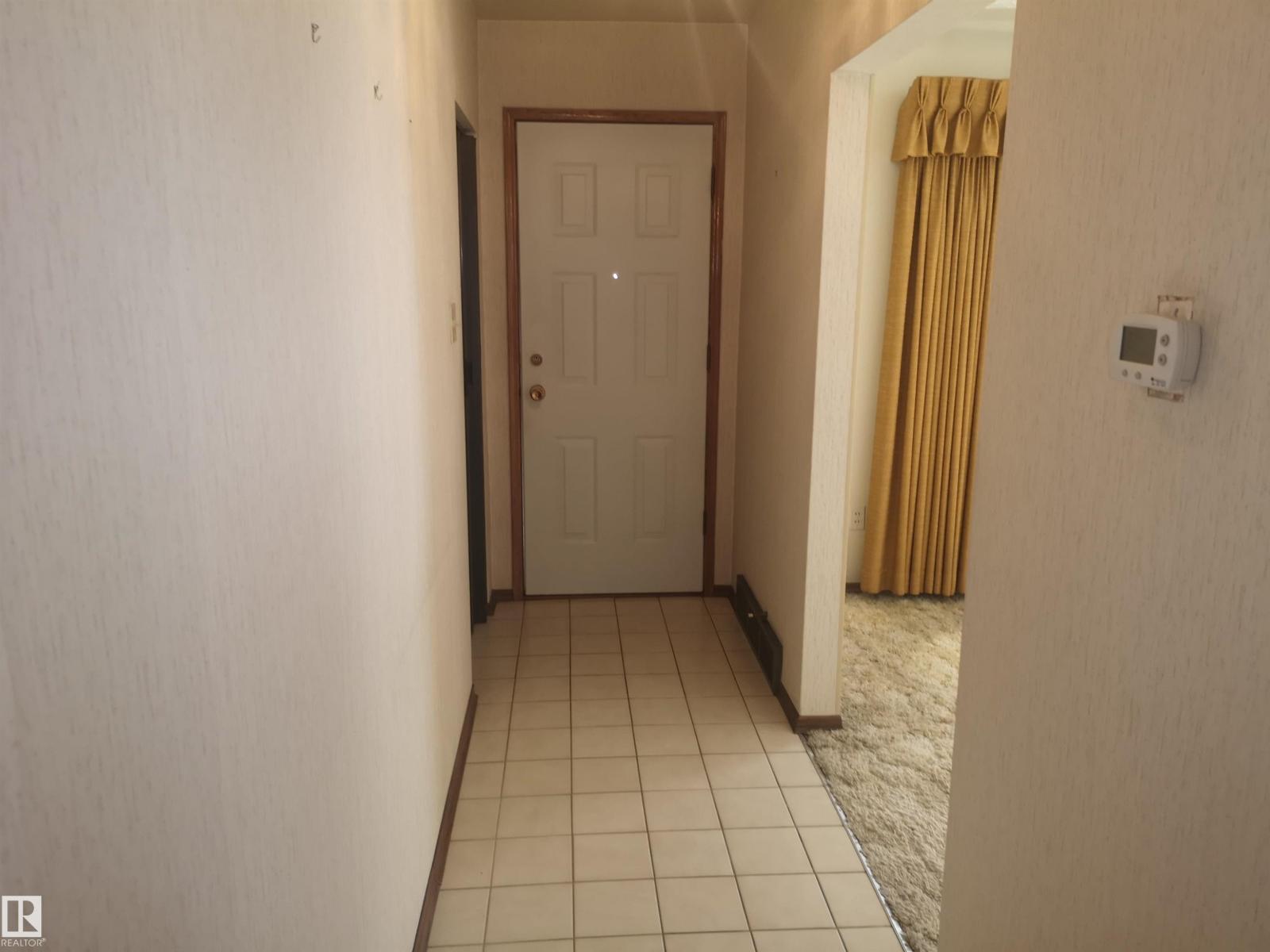 9636 63 Av Nw, Edmonton, Alberta  T6E 0G5 - Photo 5 - E4462924