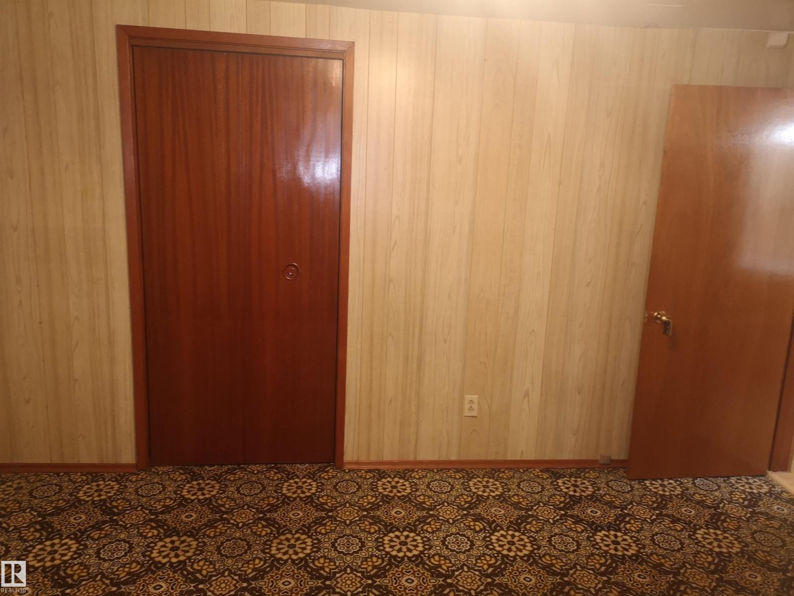 9636 63 Av Nw, Edmonton, Alberta  T6E 0G5 - Photo 17 - E4462924