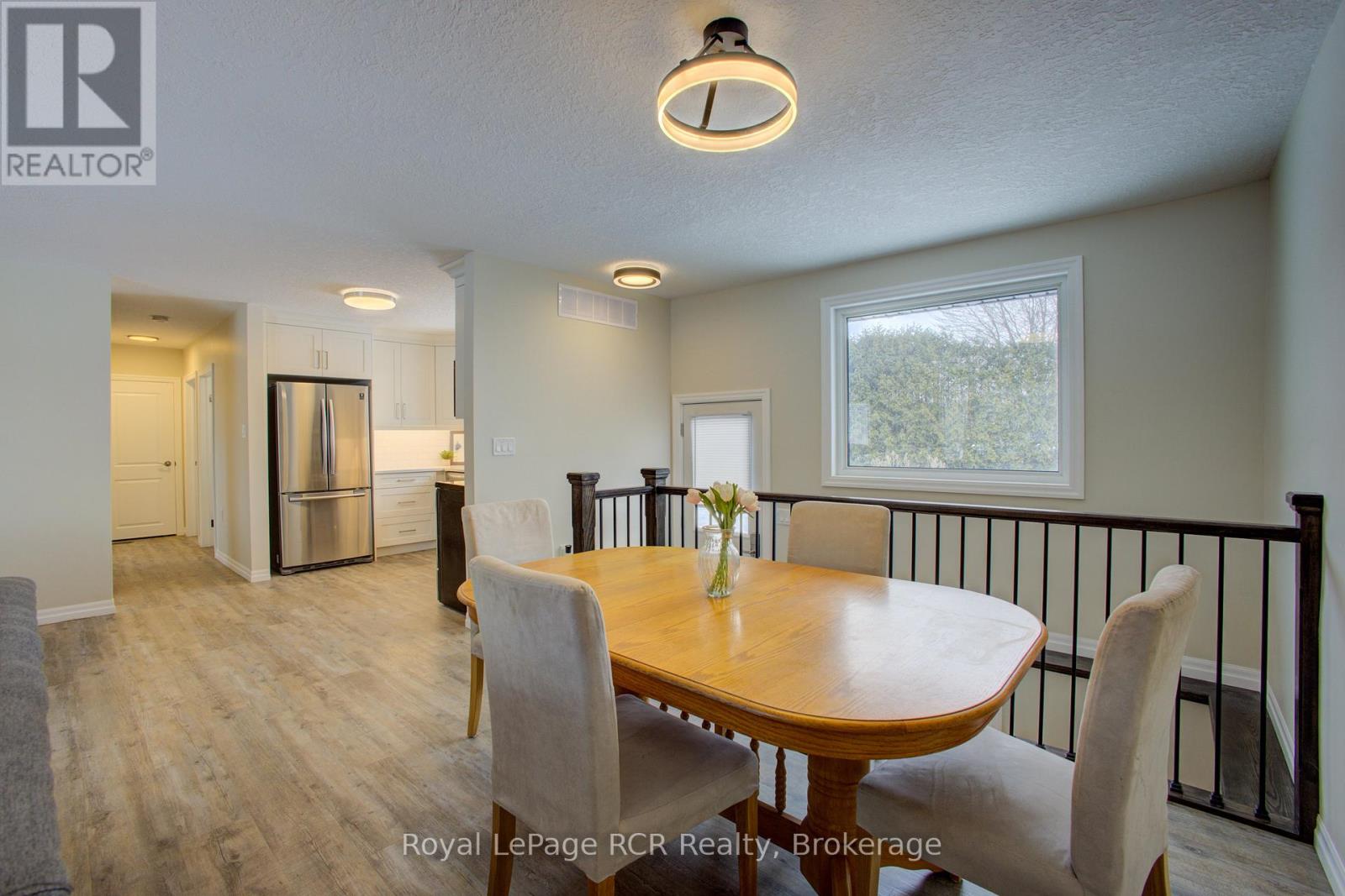620 Elm Avenue N, North Perth, Ontario  N4W 3G2 - Photo 14 - X12474894