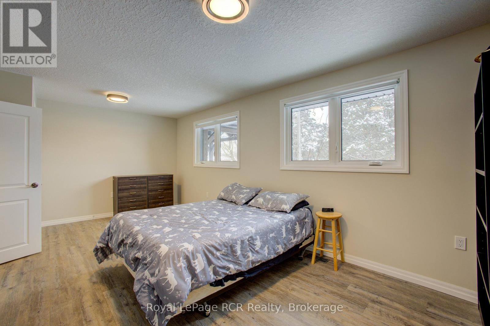 620 Elm Avenue N, North Perth, Ontario  N4W 3G2 - Photo 21 - X12474894