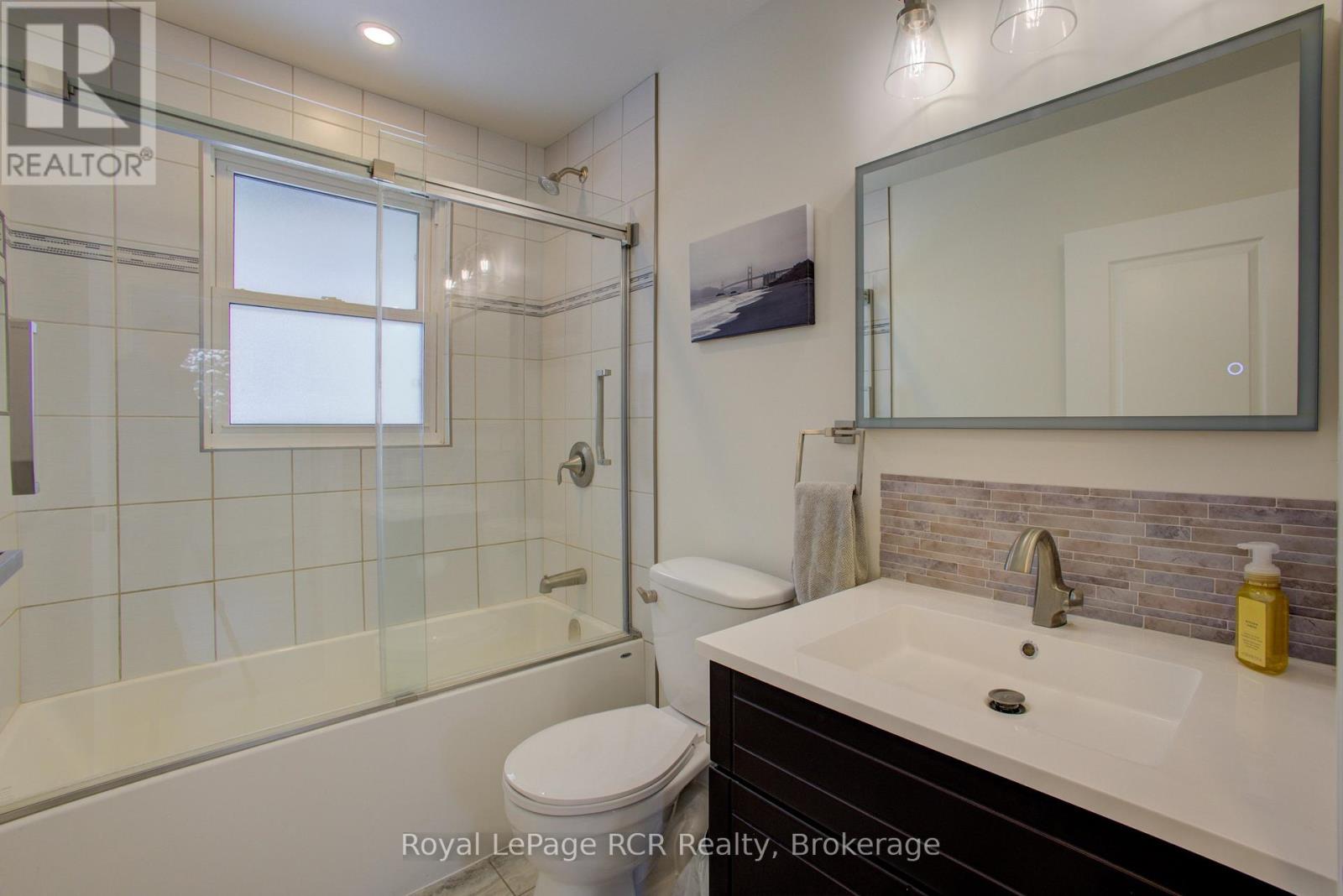 620 Elm Avenue N, North Perth, Ontario  N4W 3G2 - Photo 23 - X12474894