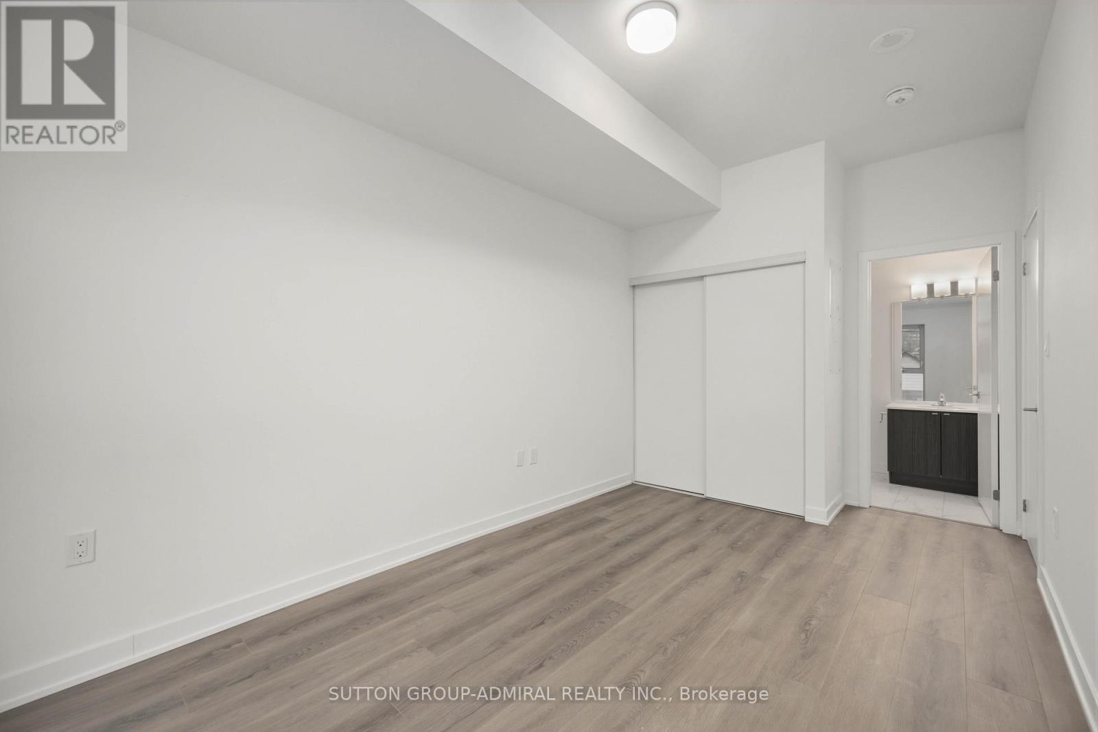 201 - 2433 Dufferin Street, Toronto, Ontario  M6E 3T3 - Photo 22 - W12474802