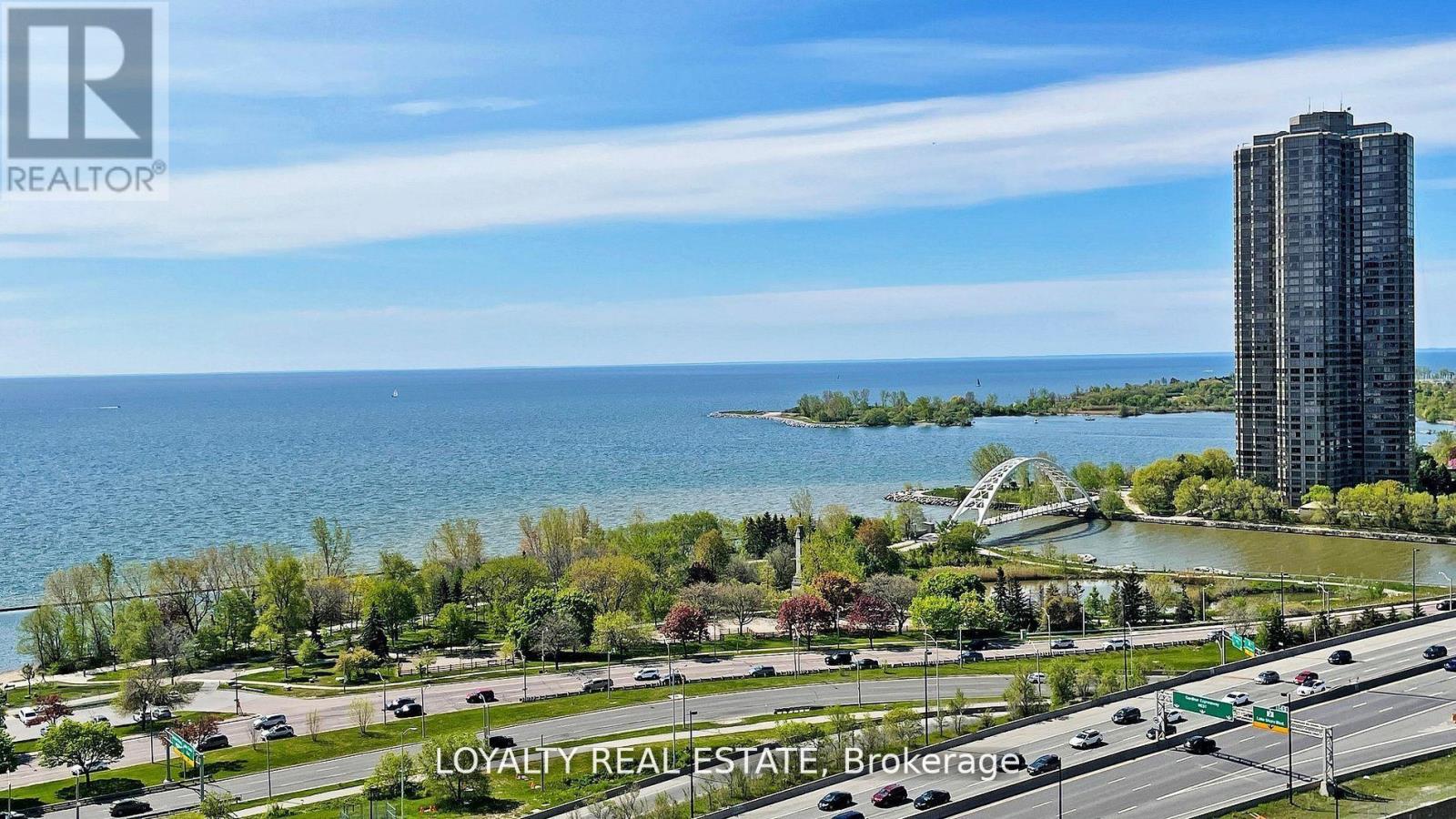 1810 - 103 The Queensway W, Toronto, Ontario  M6S 5B3 - Photo 12 - W12474807