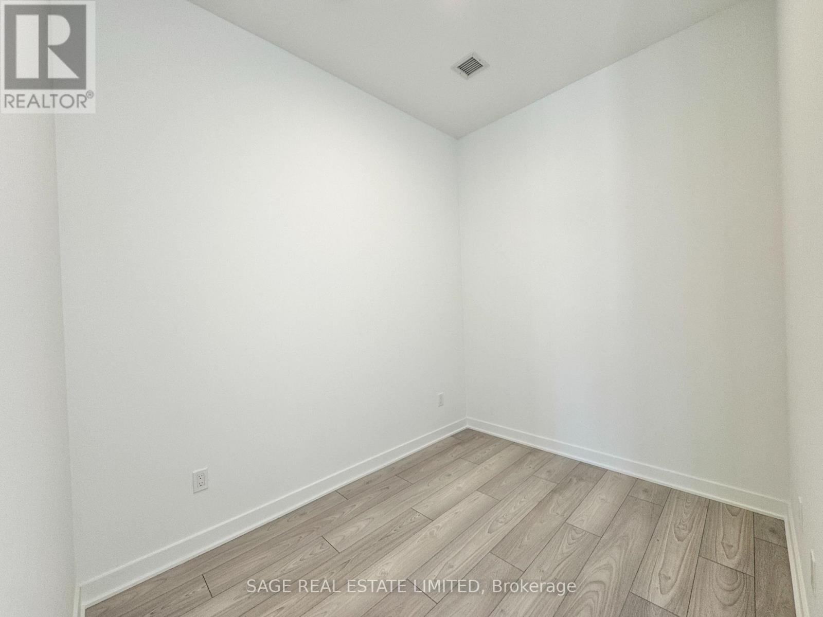 202 - 1007 The Queensway, Toronto, Ontario  M8Z 6C7 - Photo 17 - W12474817