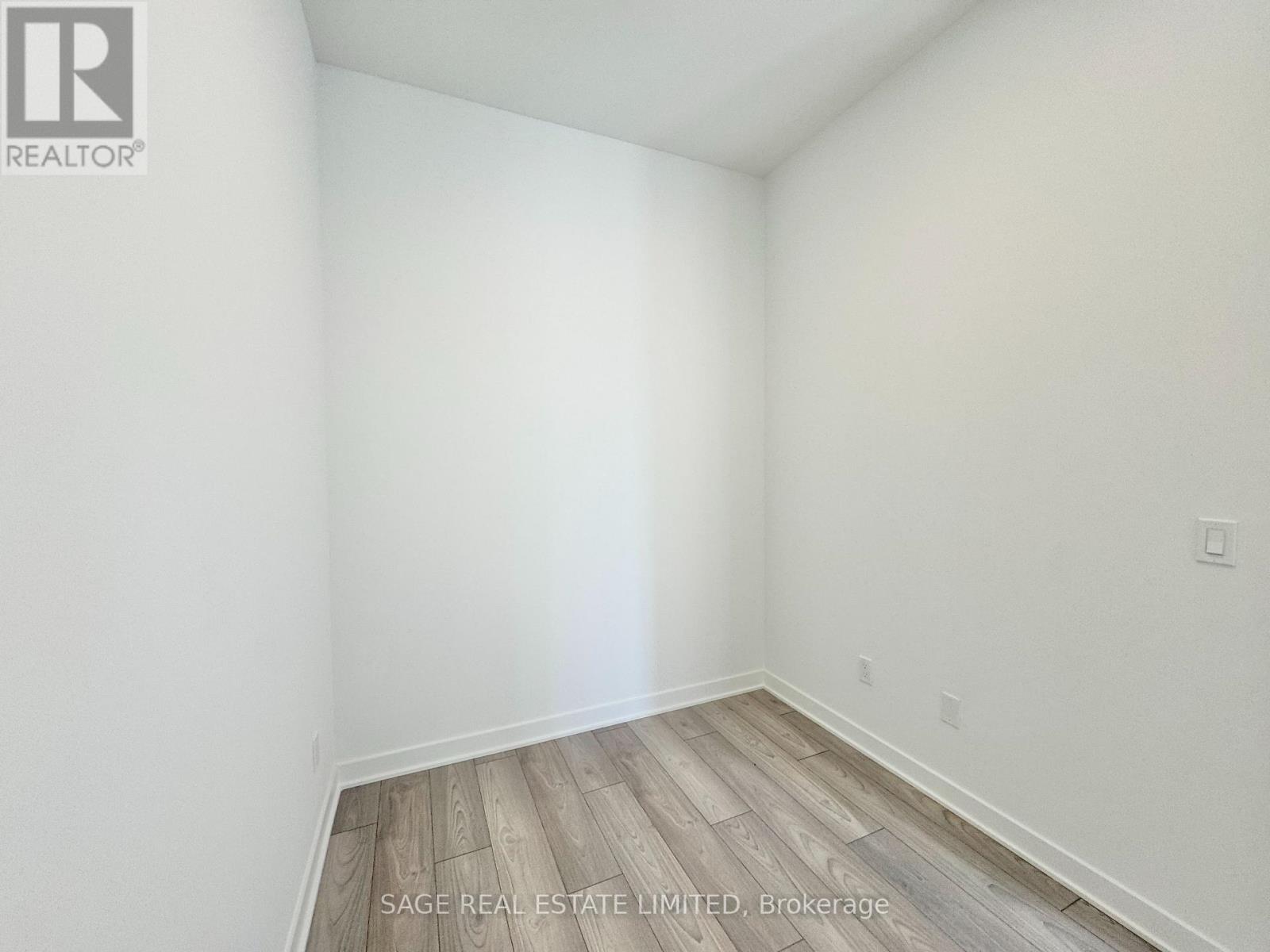 202 - 1007 The Queensway, Toronto, Ontario  M8Z 6C7 - Photo 18 - W12474817