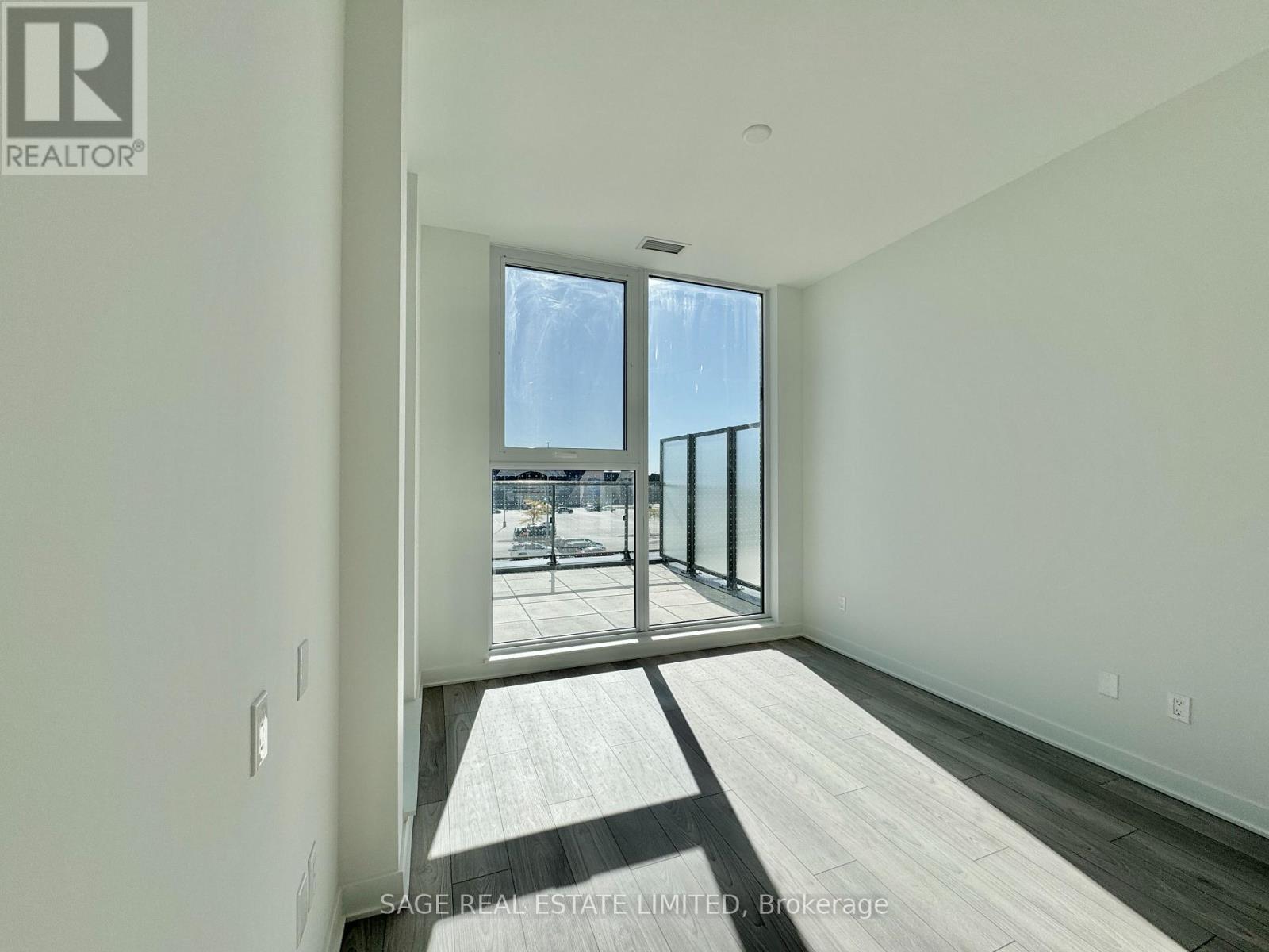 202 - 1007 The Queensway, Toronto, Ontario  M8Z 6C7 - Photo 5 - W12474817