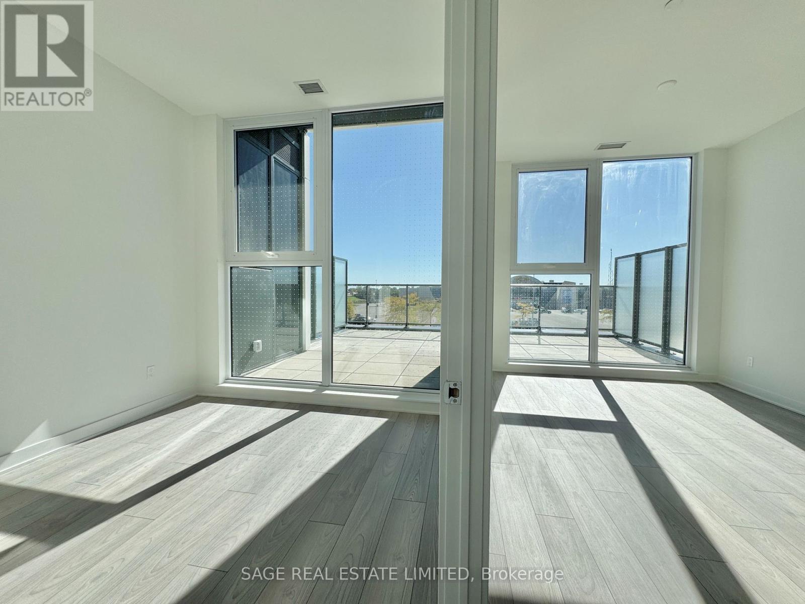 202 - 1007 The Queensway, Toronto, Ontario  M8Z 6C7 - Photo 6 - W12474817