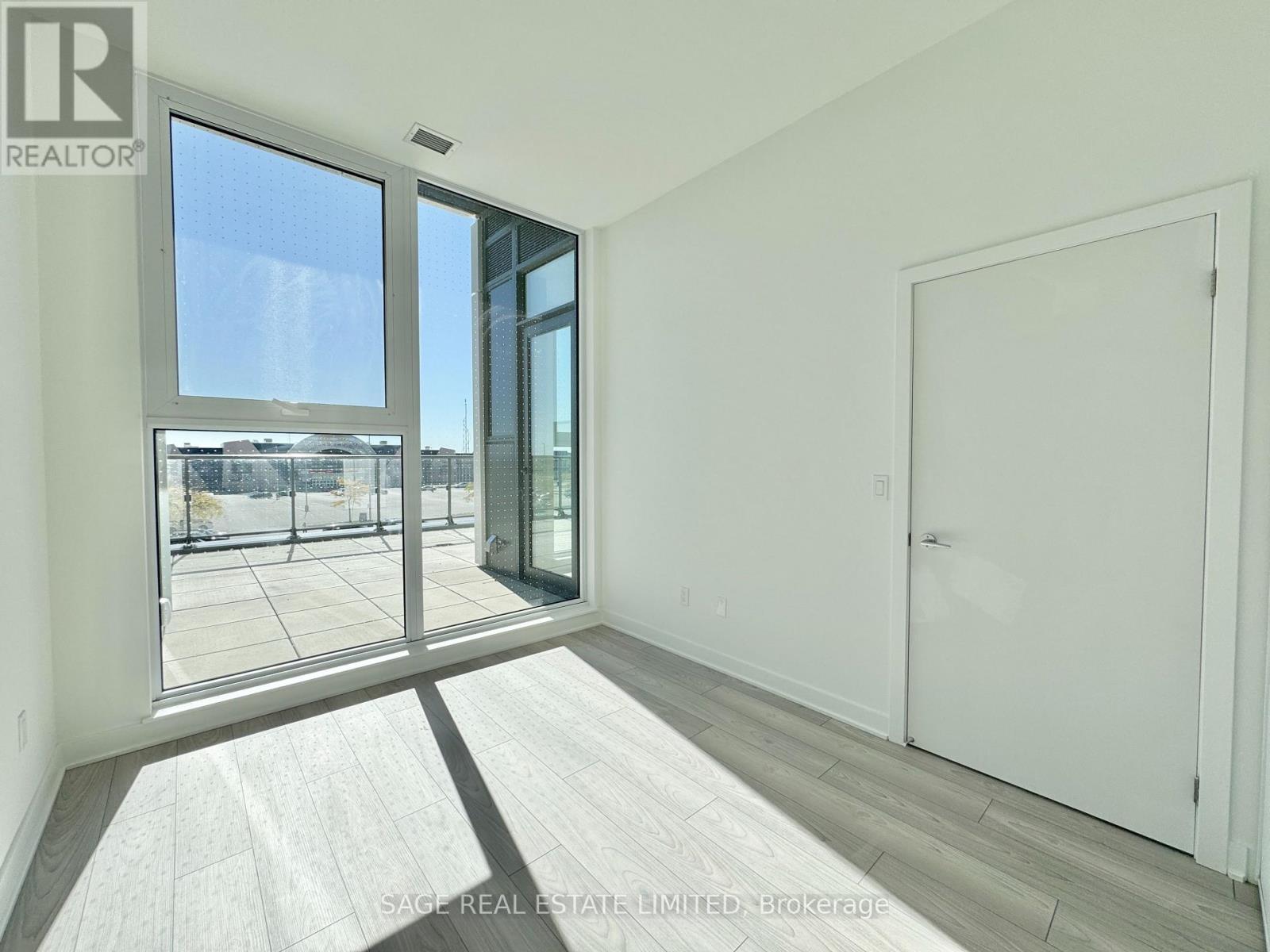 202 - 1007 The Queensway, Toronto, Ontario  M8Z 6C7 - Photo 8 - W12474817