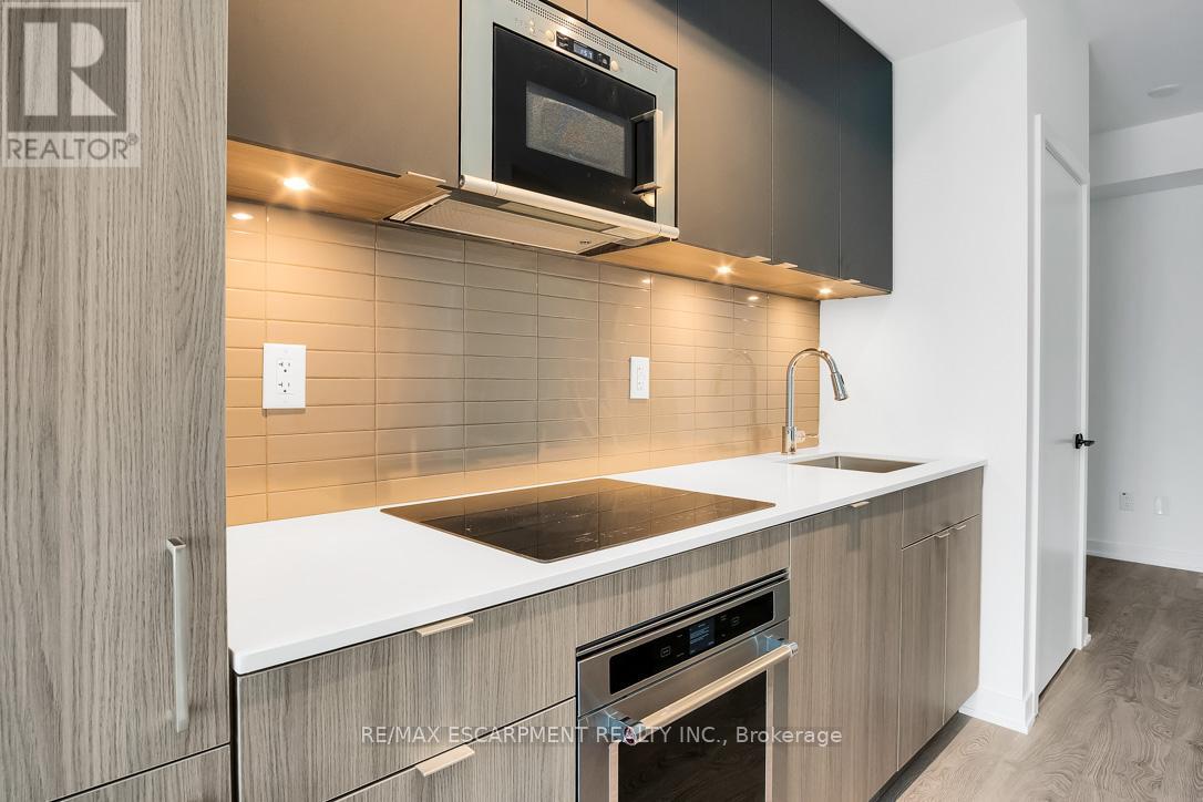 1203 - 220 Missinnihe Way, Mississauga, Ontario  L5H 0A9 - Photo 12 - W12474826