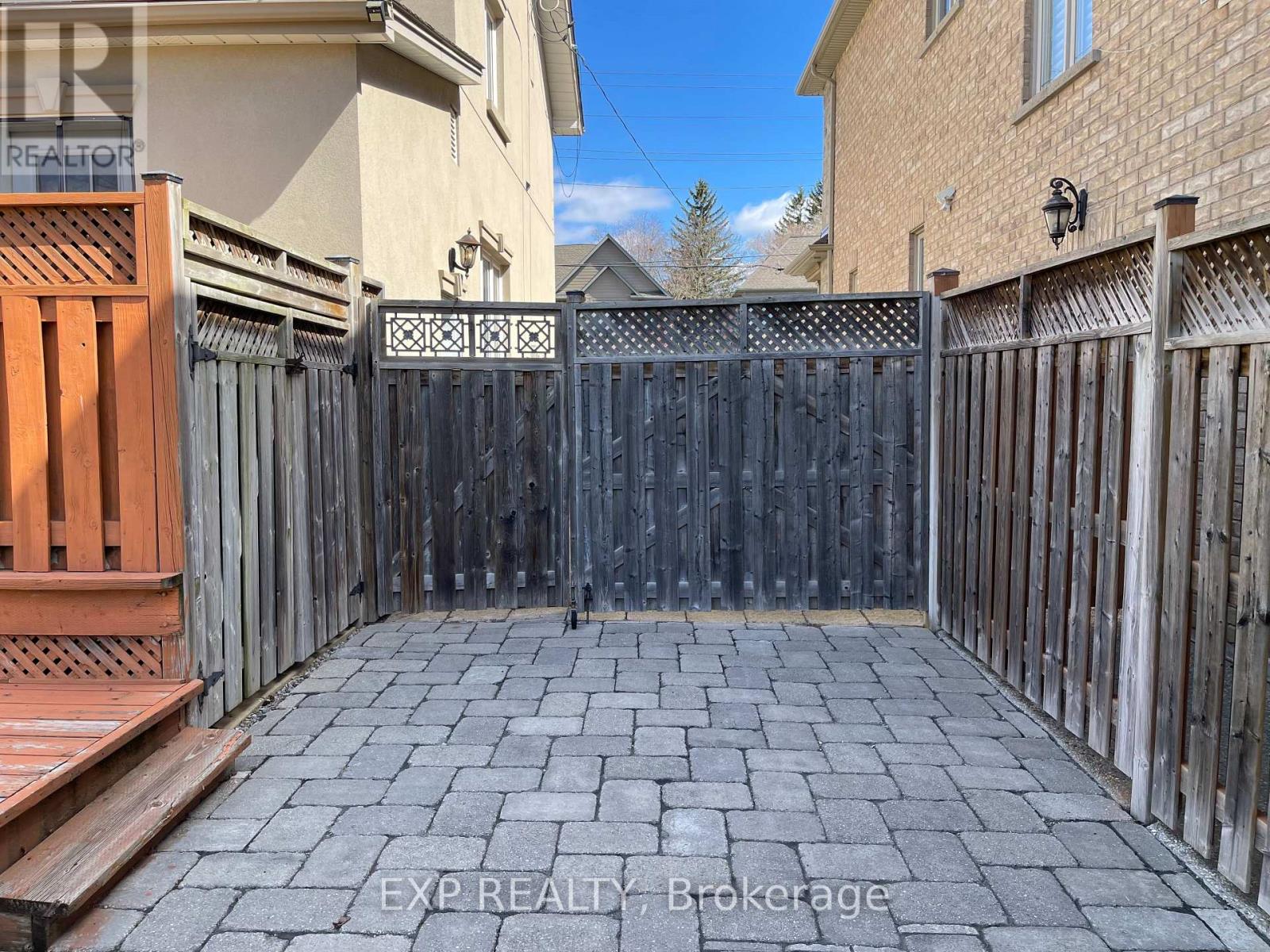 1084 Haig Boulevard, Mississauga, Ontario  L5E 2M5 - Photo 31 - W12474827