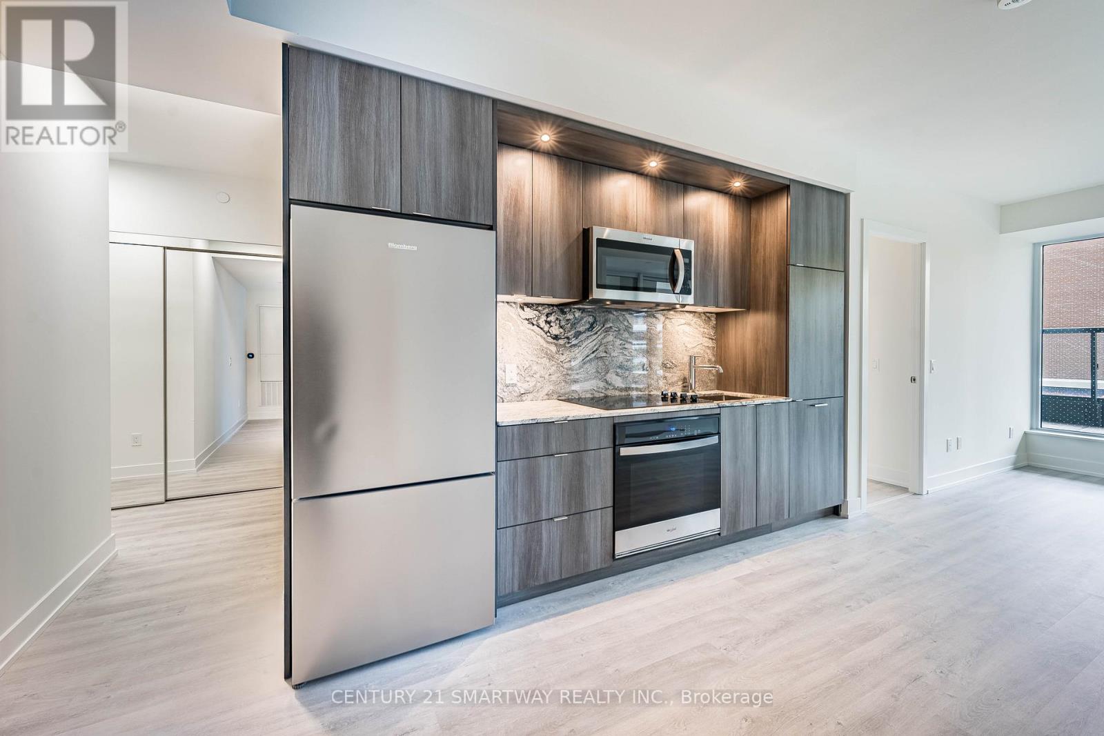 304 - 60 Central Park Roadway, Toronto, Ontario  M9A 0E6 - Photo 10 - W12474833