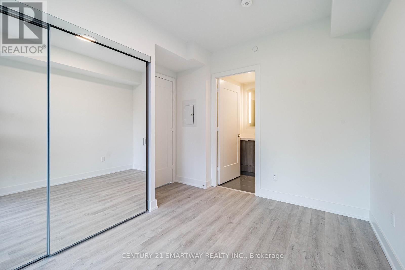 304 - 60 Central Park Roadway, Toronto, Ontario  M9A 0E6 - Photo 21 - W12474833