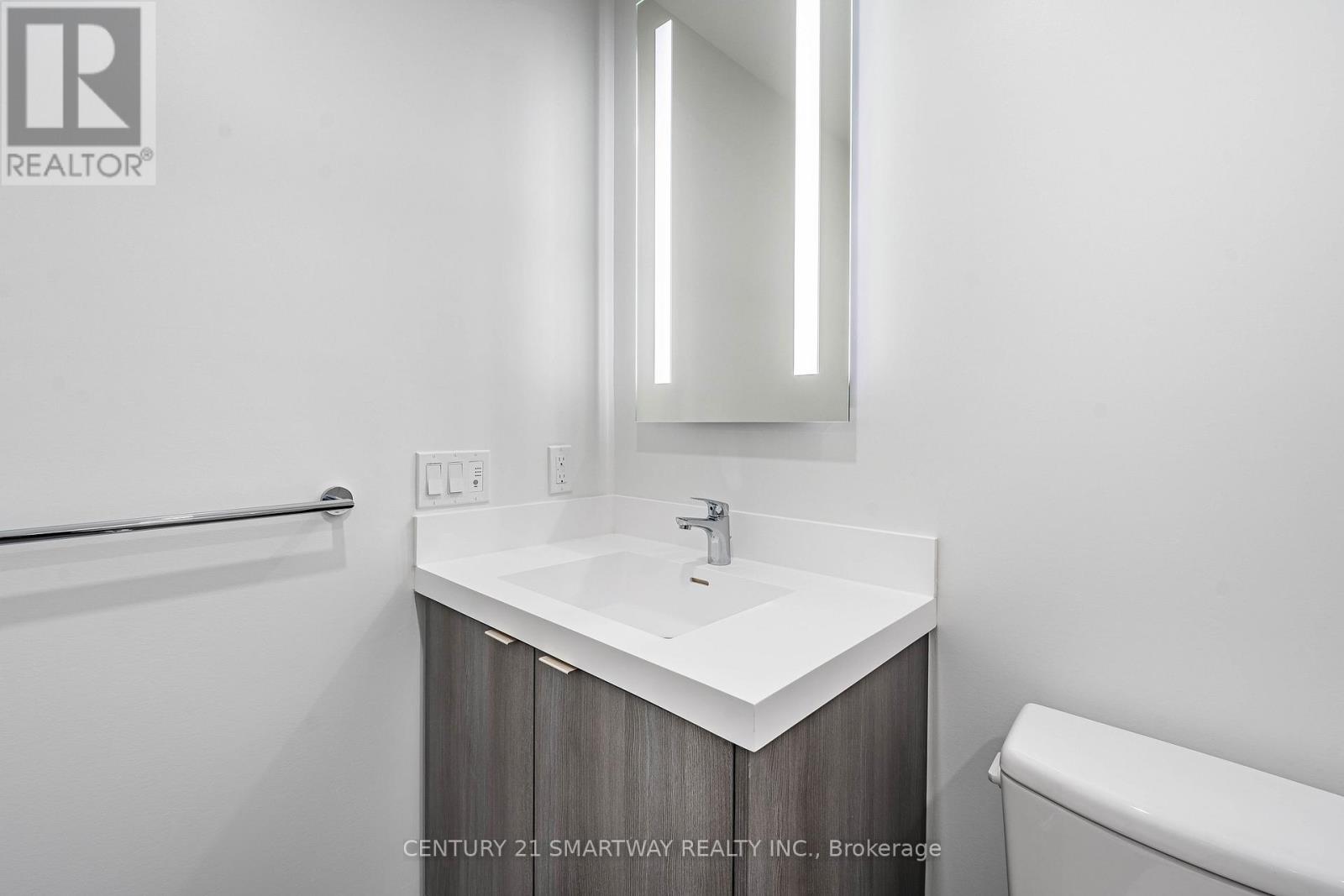 304 - 60 Central Park Roadway, Toronto, Ontario  M9A 0E6 - Photo 24 - W12474833