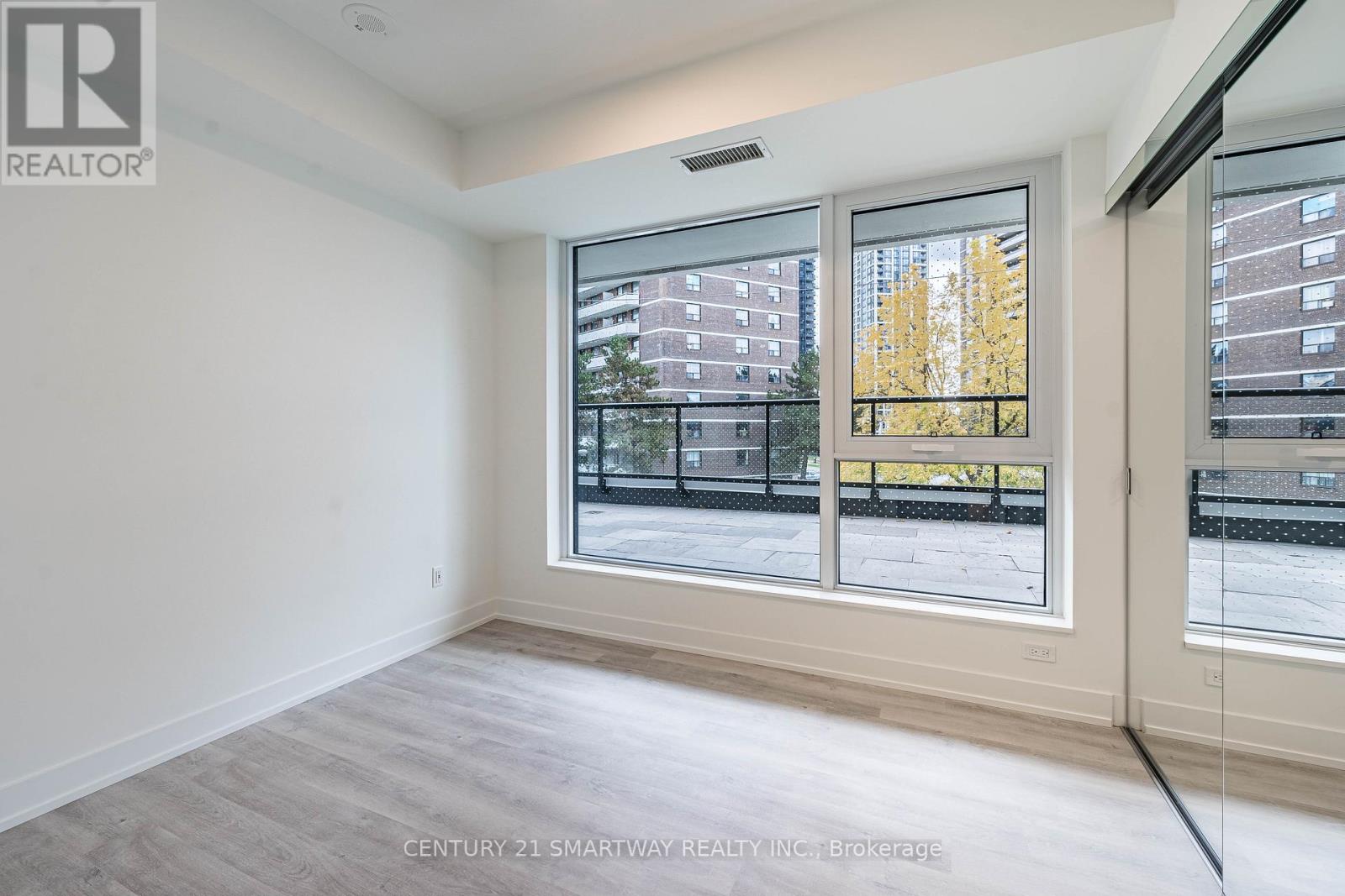 304 - 60 Central Park Roadway, Toronto, Ontario  M9A 0E6 - Photo 25 - W12474833